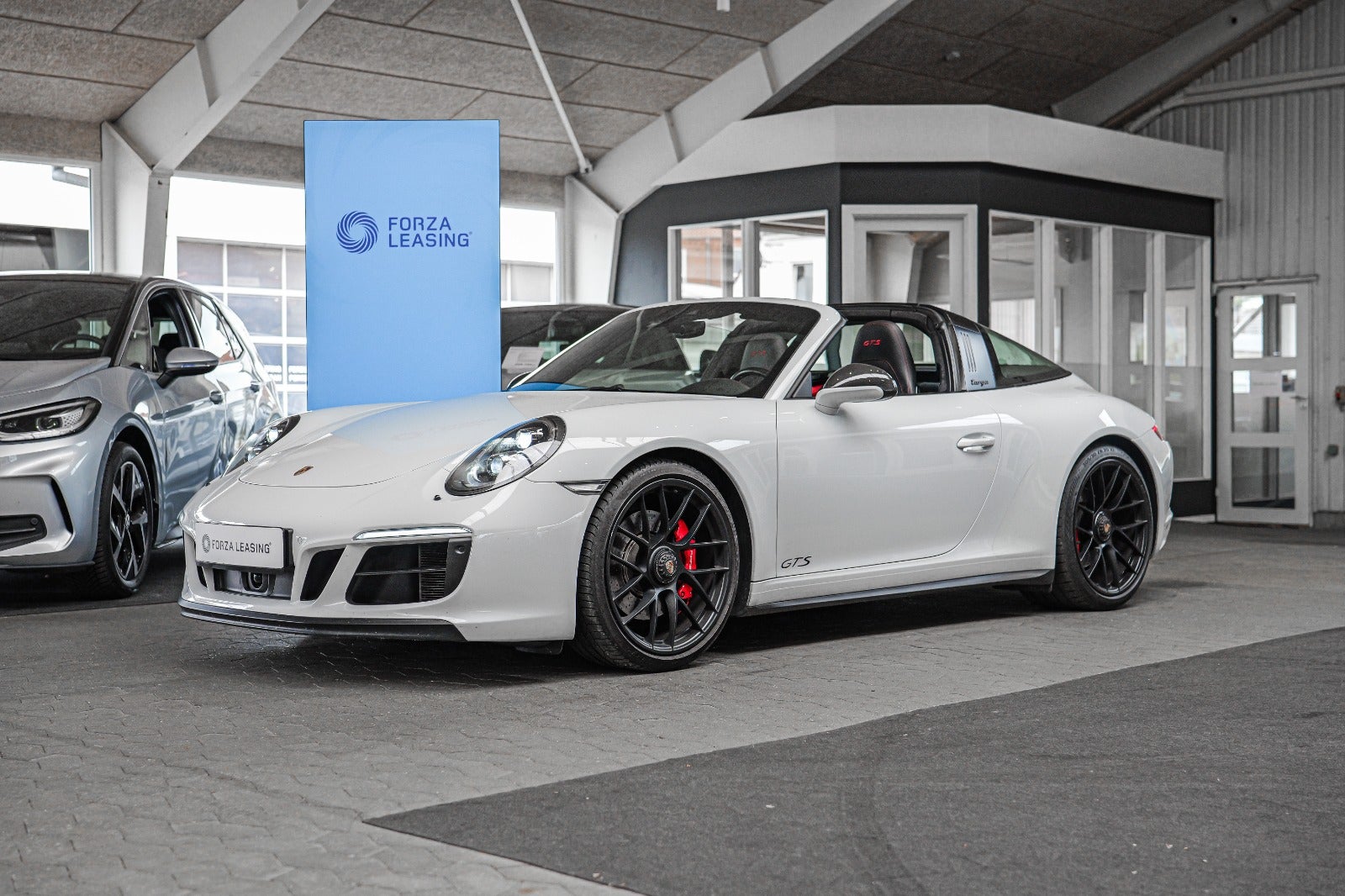 flexleasing-porsche-911-targa-4-gts-30-pdk-2d-findleasing