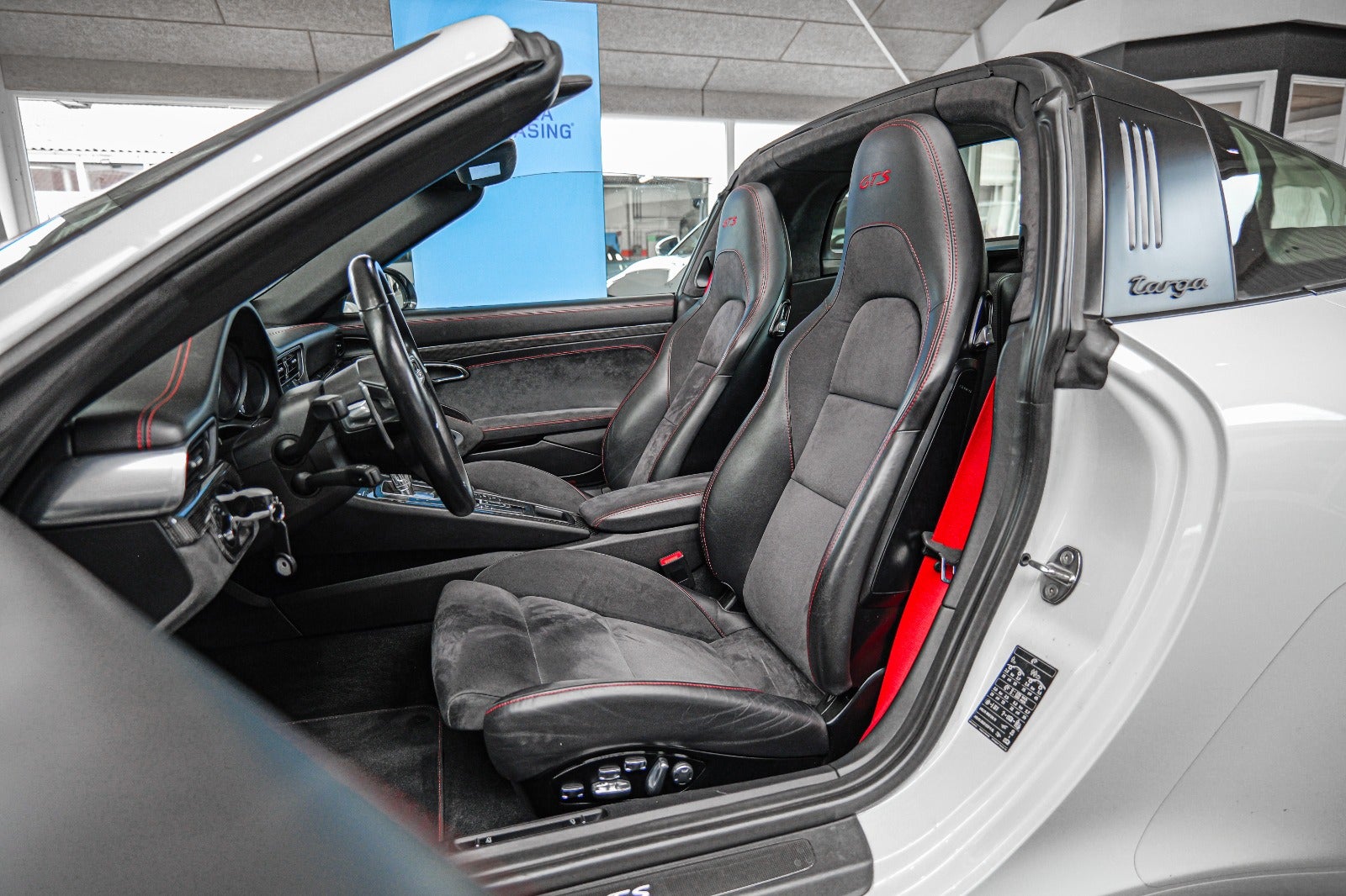 flexleasing-porsche-911-targa-4-gts-30-pdk-2d-findleasing