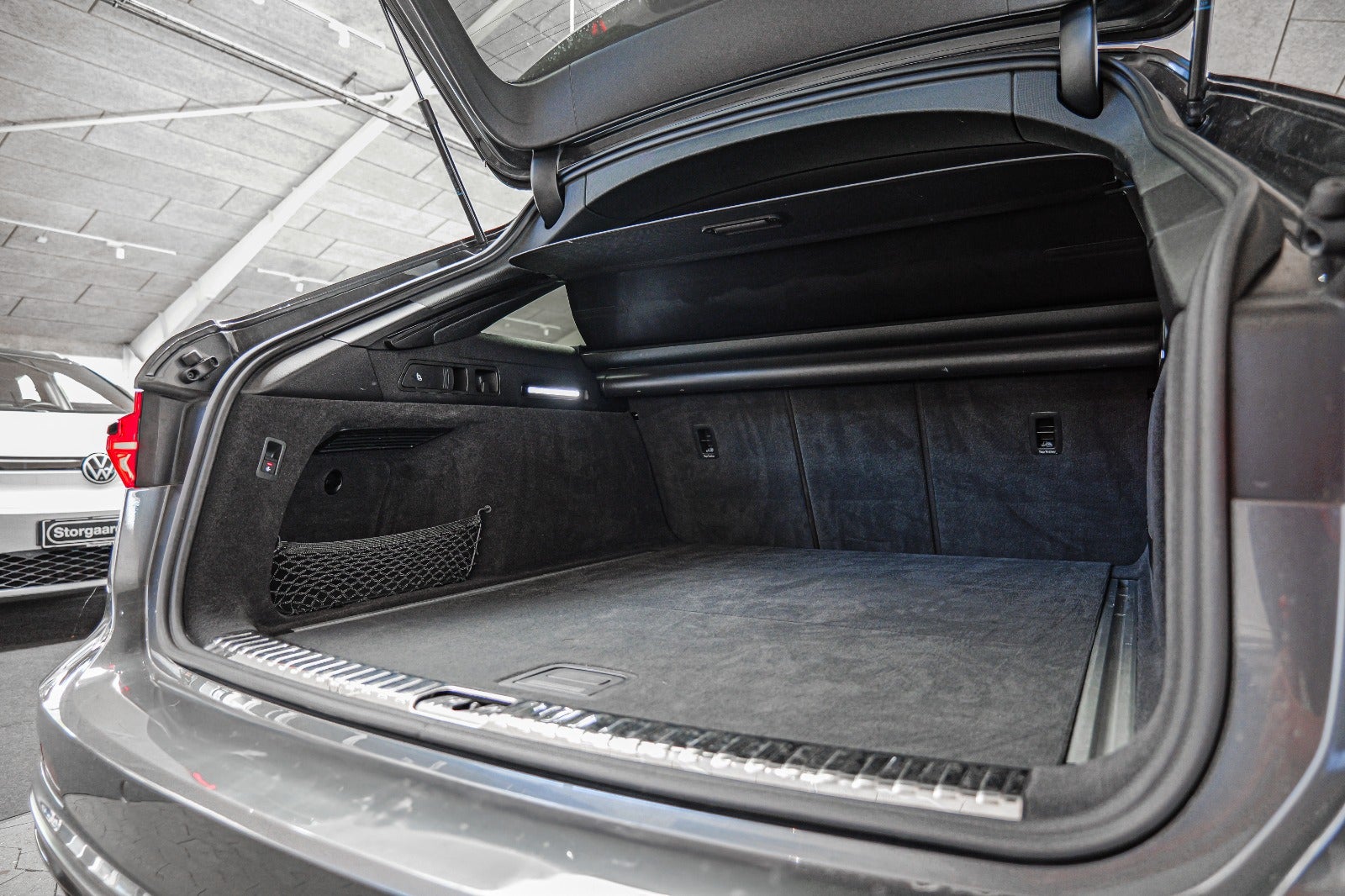 flexleasing-audi-a6-50-tdi-s-line-avant-quattro-tiptr-5d-findleasing