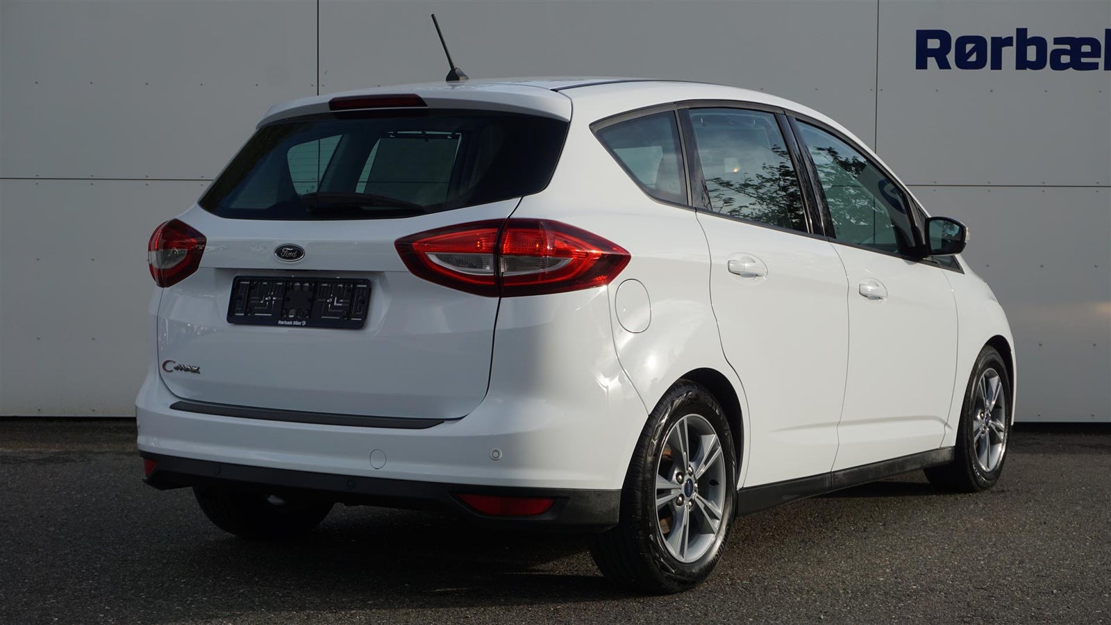 flexleasing-ford-c-max-15-tdci-120-business-van-5d-findleasing