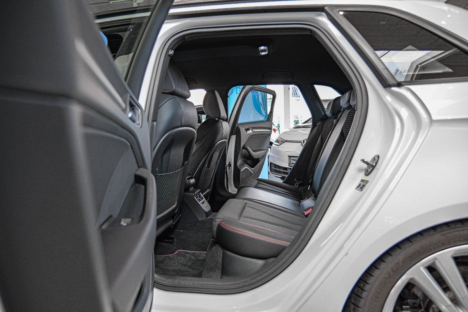 flexleasing-audi-s3-20-tfsi-sportback-quattro-s-tr-5d-findleasing