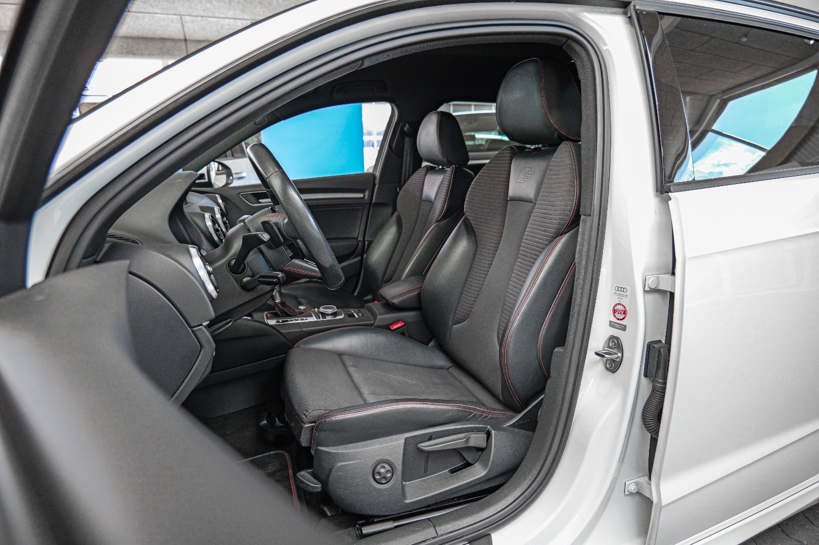 flexleasing-audi-s3-20-tfsi-sportback-quattro-s-tr-5d-findleasing