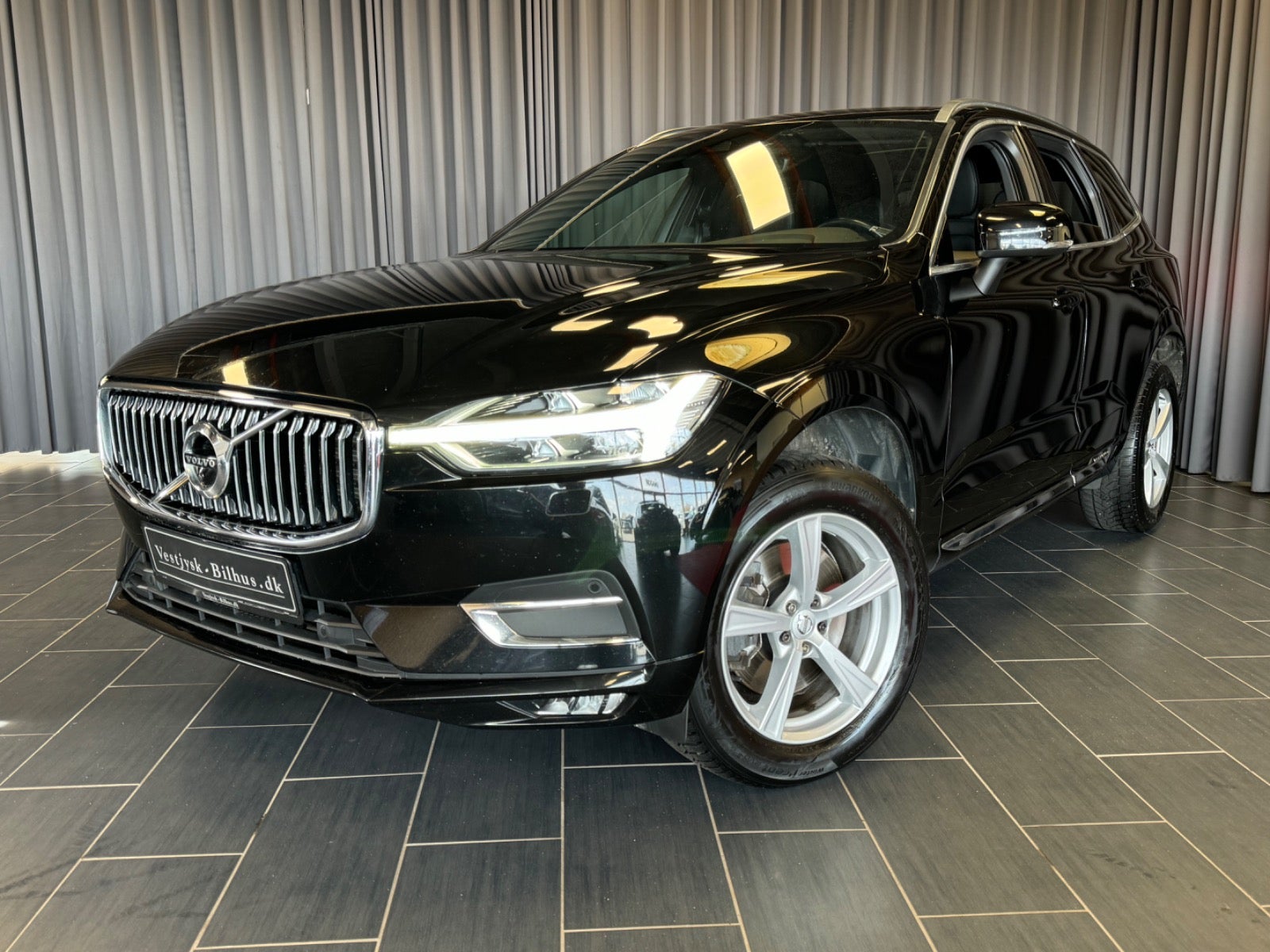 flexleasing-volvo-xc60-20-d4-190-inscription-aut-awd-5d-findleasing