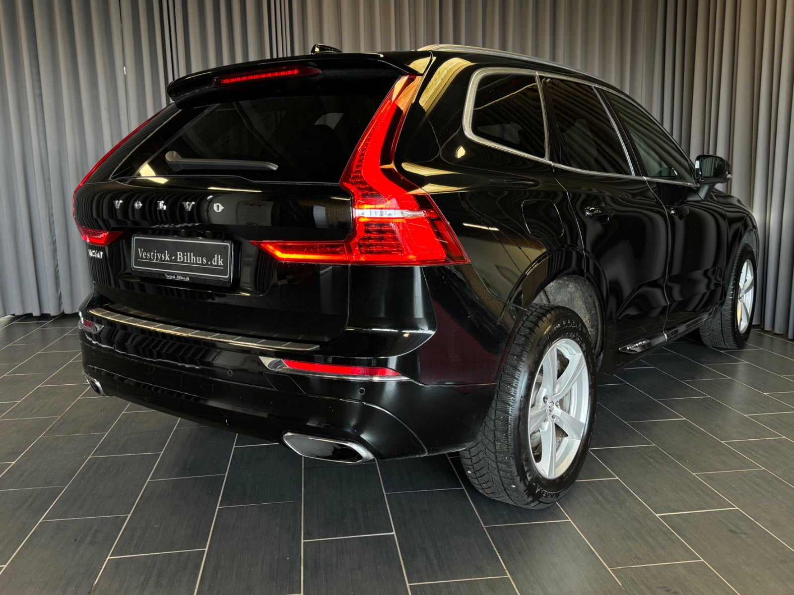 flexleasing-volvo-xc60-20-d4-190-inscription-aut-awd-5d-findleasing