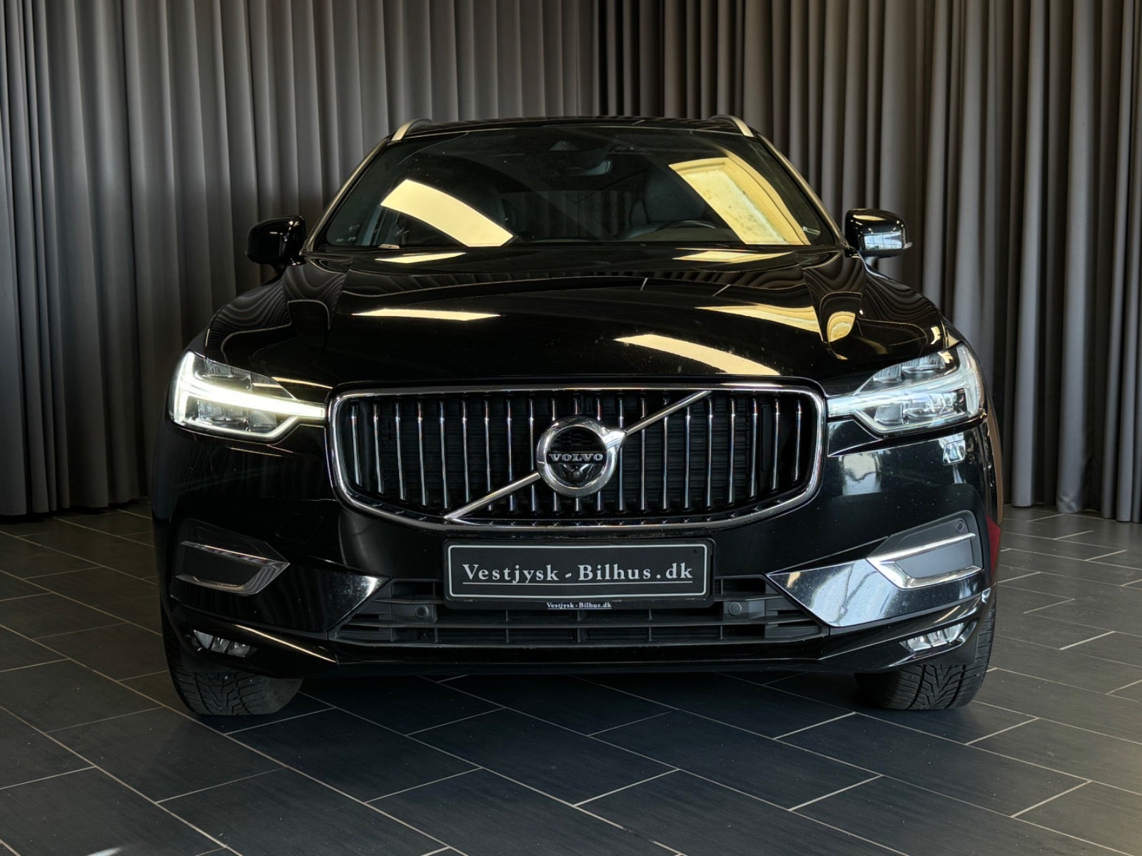 flexleasing-volvo-xc60-20-d4-190-inscription-aut-awd-5d-findleasing