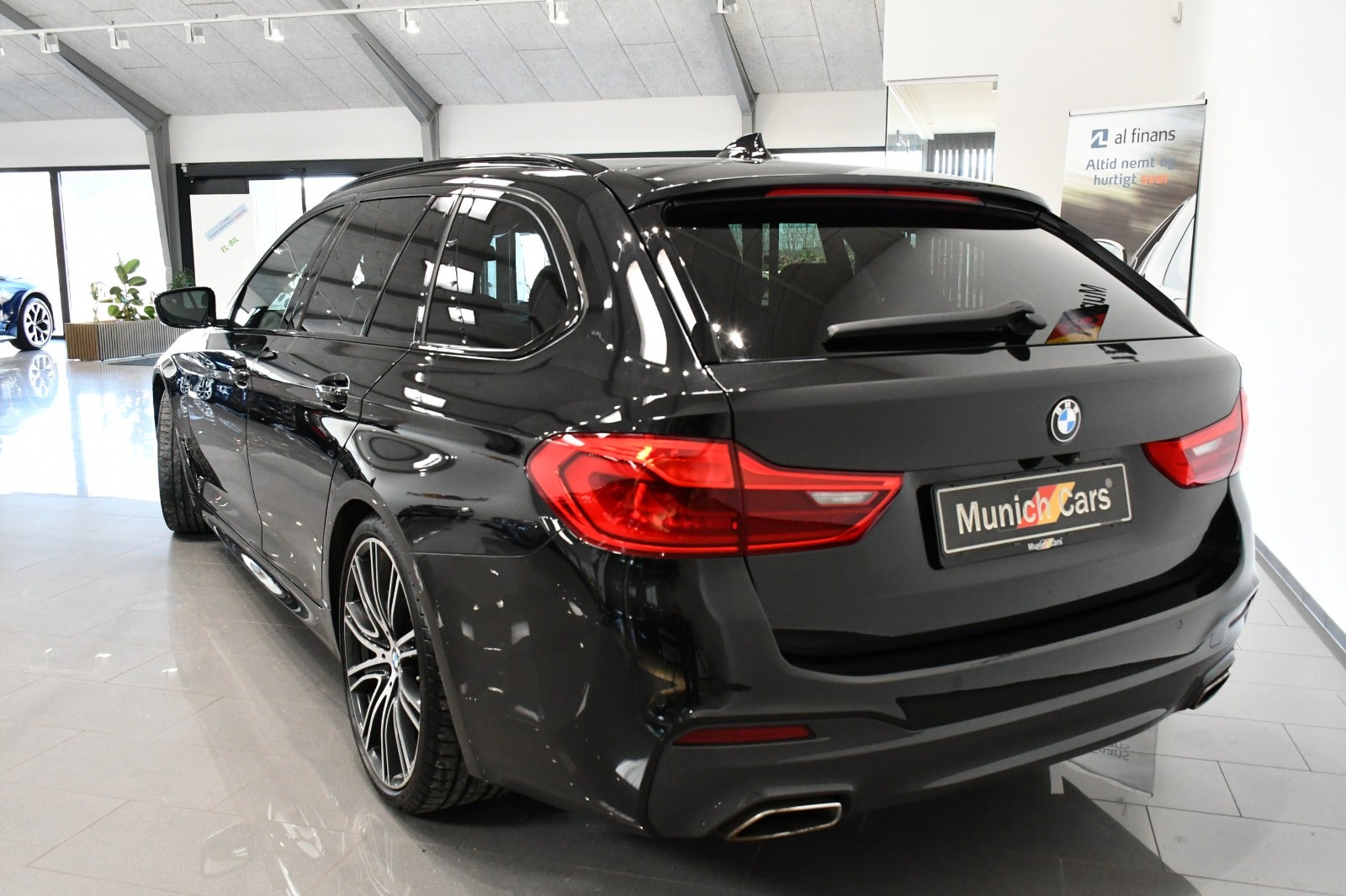 flexleasing-bmw-530d-30-touring-m-sport-xdrive-aut-5d-findleasing