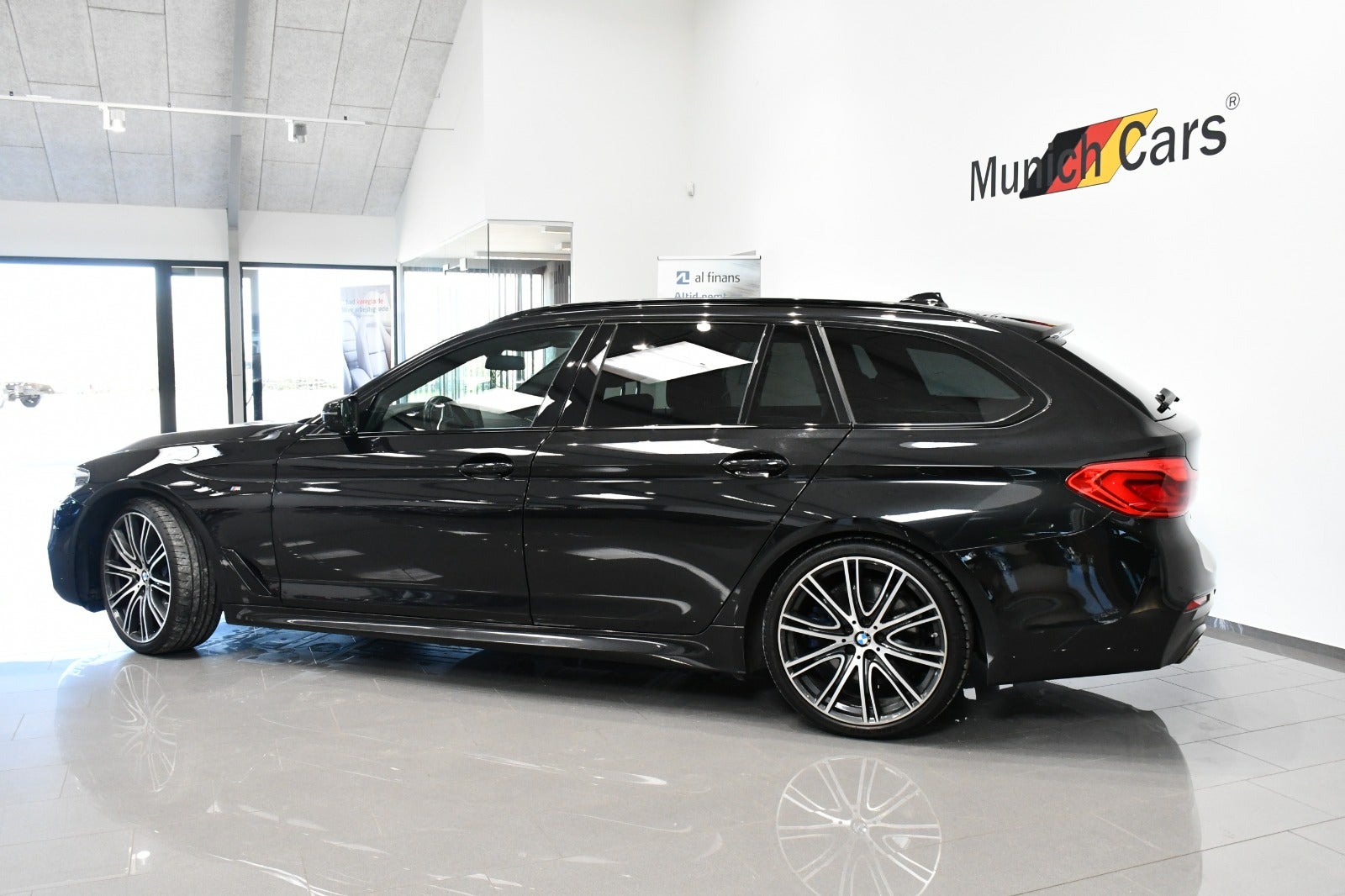 flexleasing-bmw-530d-30-touring-m-sport-xdrive-aut-5d-findleasing