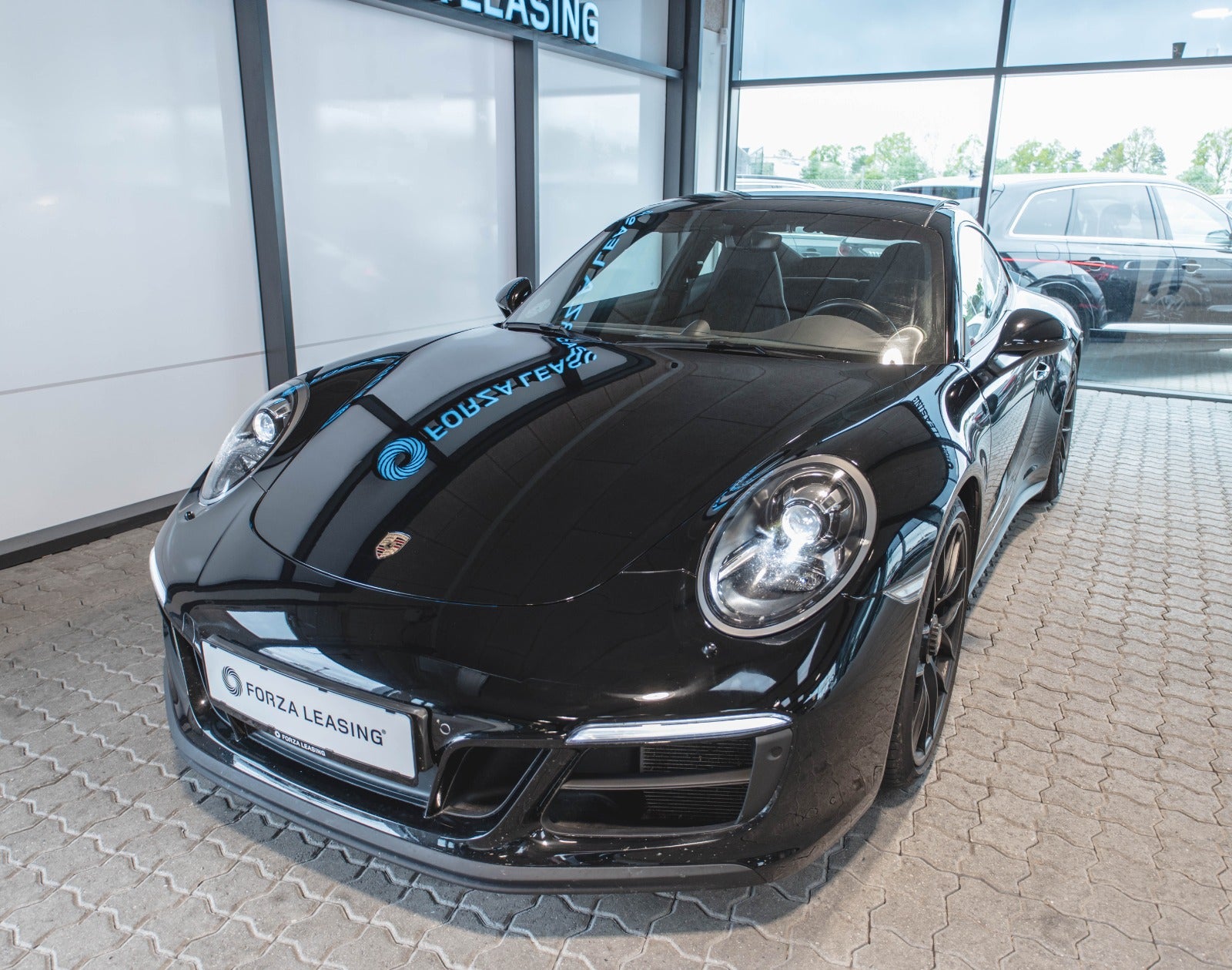 flexleasing-porsche-911-carrera-4-gts-30-coupe-pdk-2d-findleasing