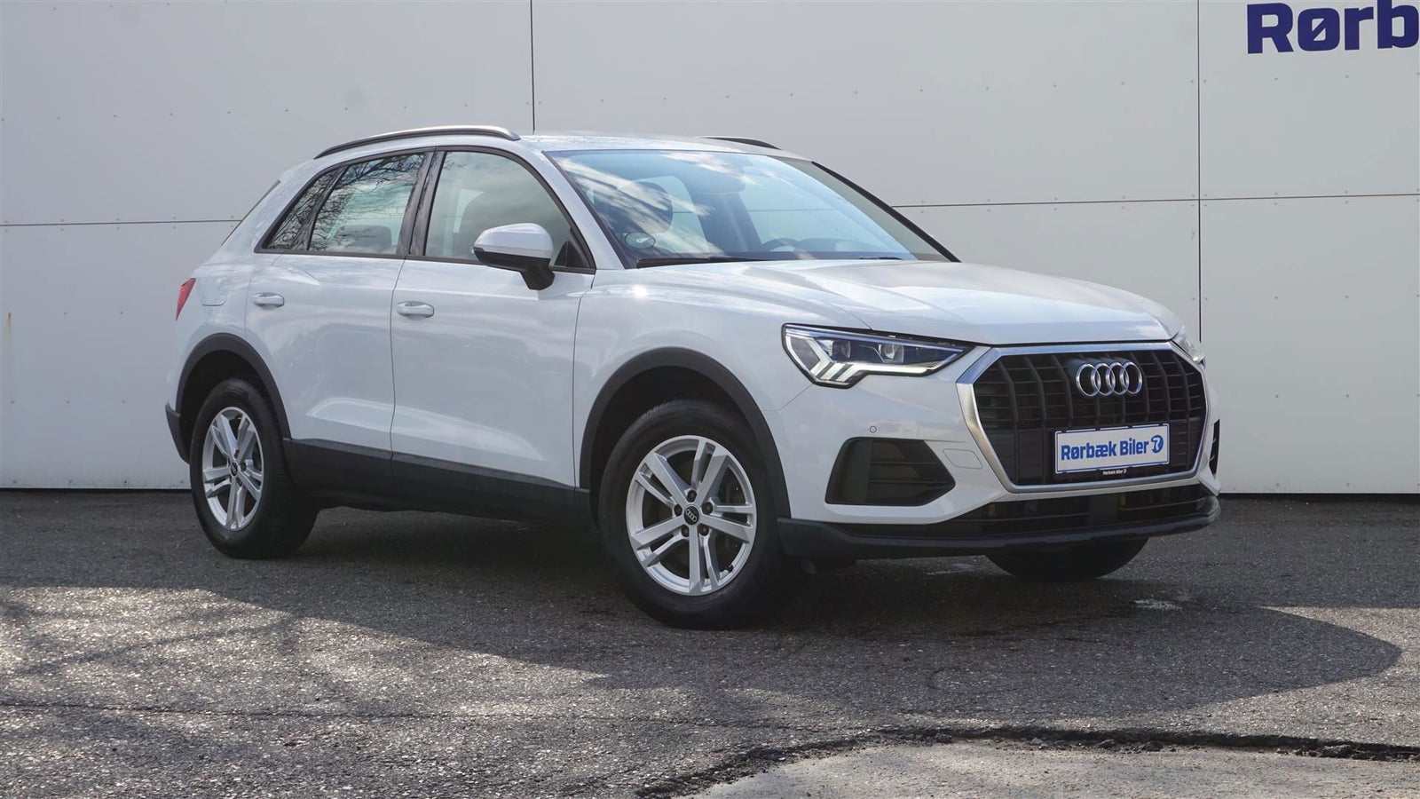 flexleasing-audi-q3-45-tfsi-e-attitude-s-tr-5d-findleasing