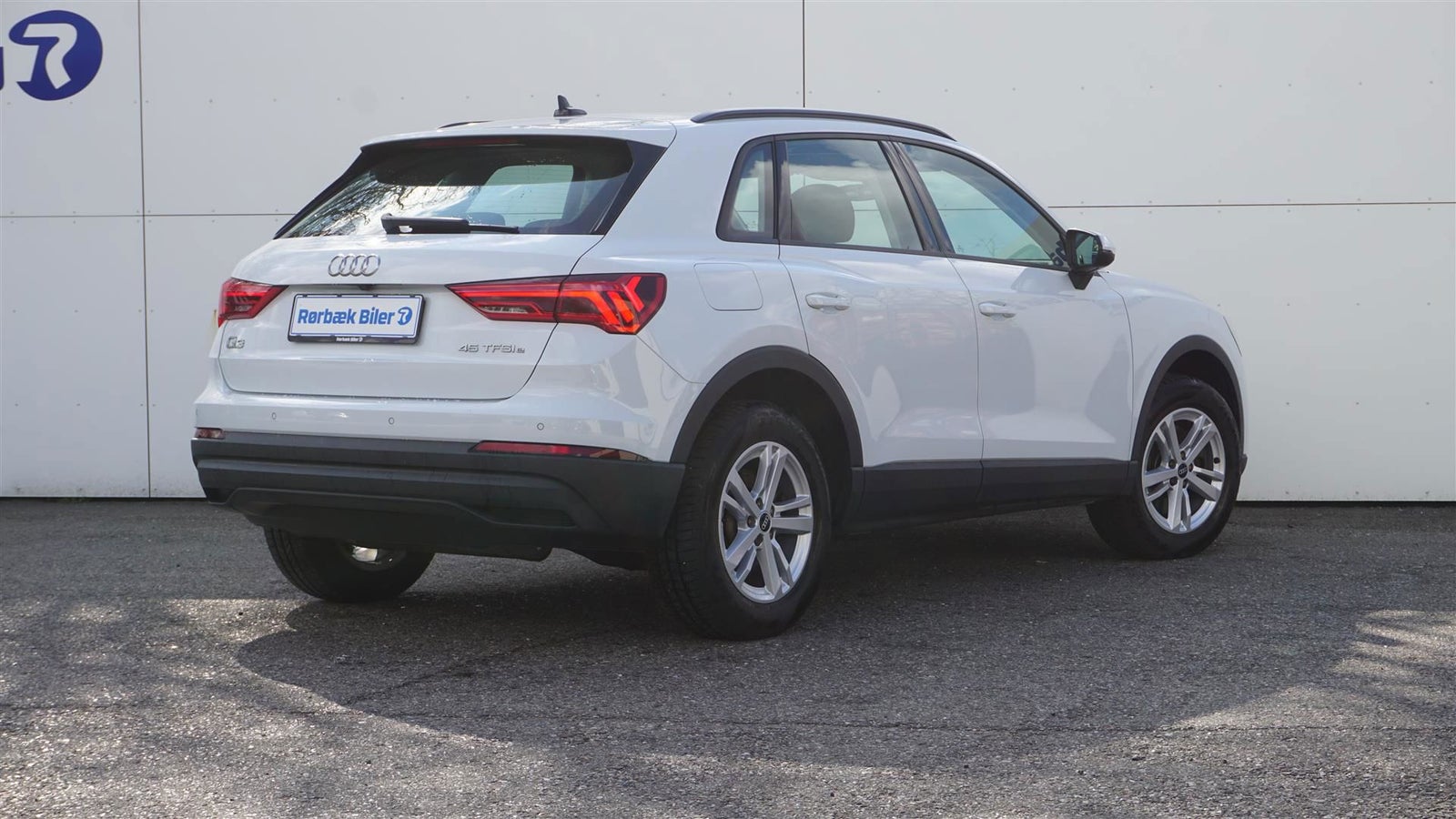 flexleasing-audi-q3-45-tfsi-e-attitude-s-tr-5d-findleasing