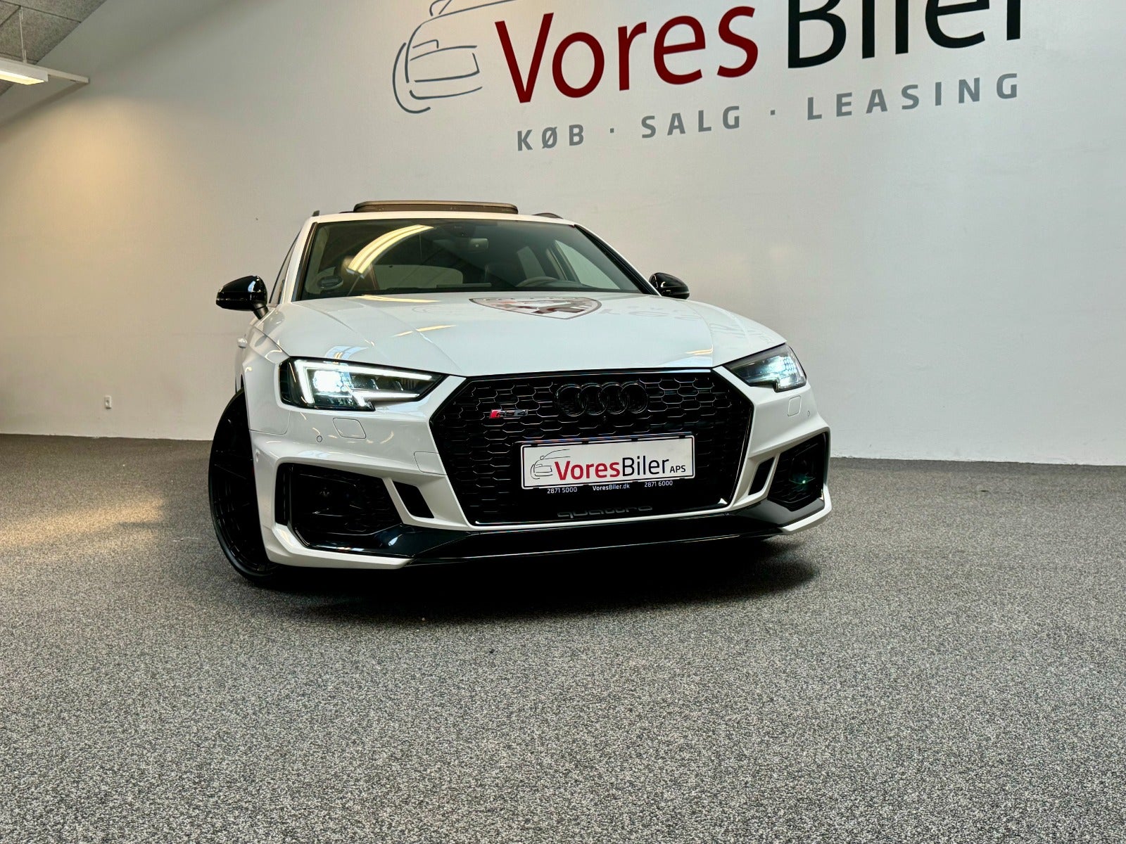 flexleasing-audi-rs4-29-tfsi-mtm-avant-quattro-tiptr-5d-findleasing