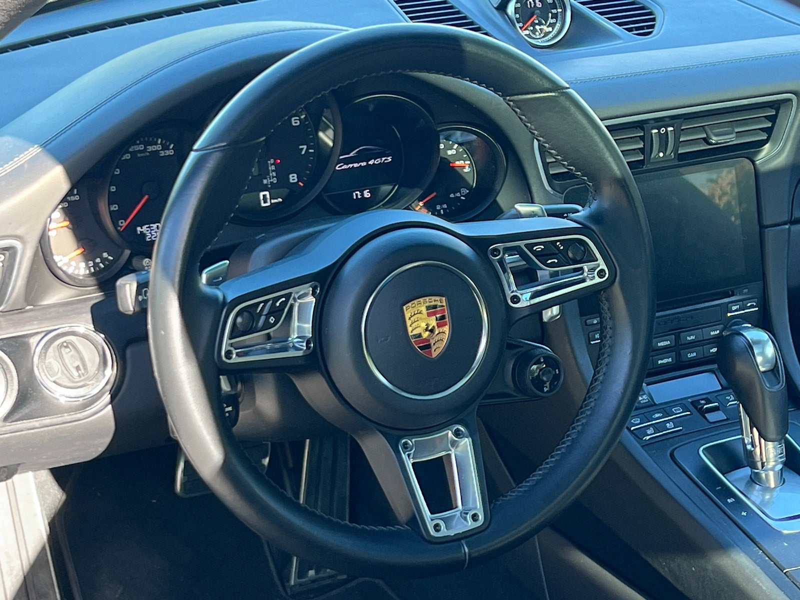 flexleasing-porsche-911-carrera-4-gts-30-coupe-pdk-2d-findleasing