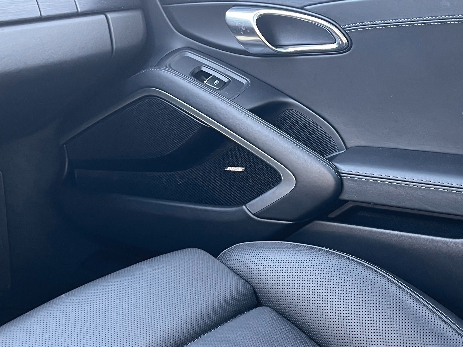 flexleasing-porsche-911-carrera-4-gts-30-coupe-pdk-2d-findleasing
