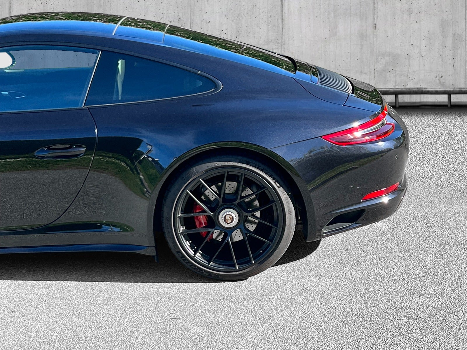 flexleasing-porsche-911-carrera-4-gts-30-coupe-pdk-2d-findleasing