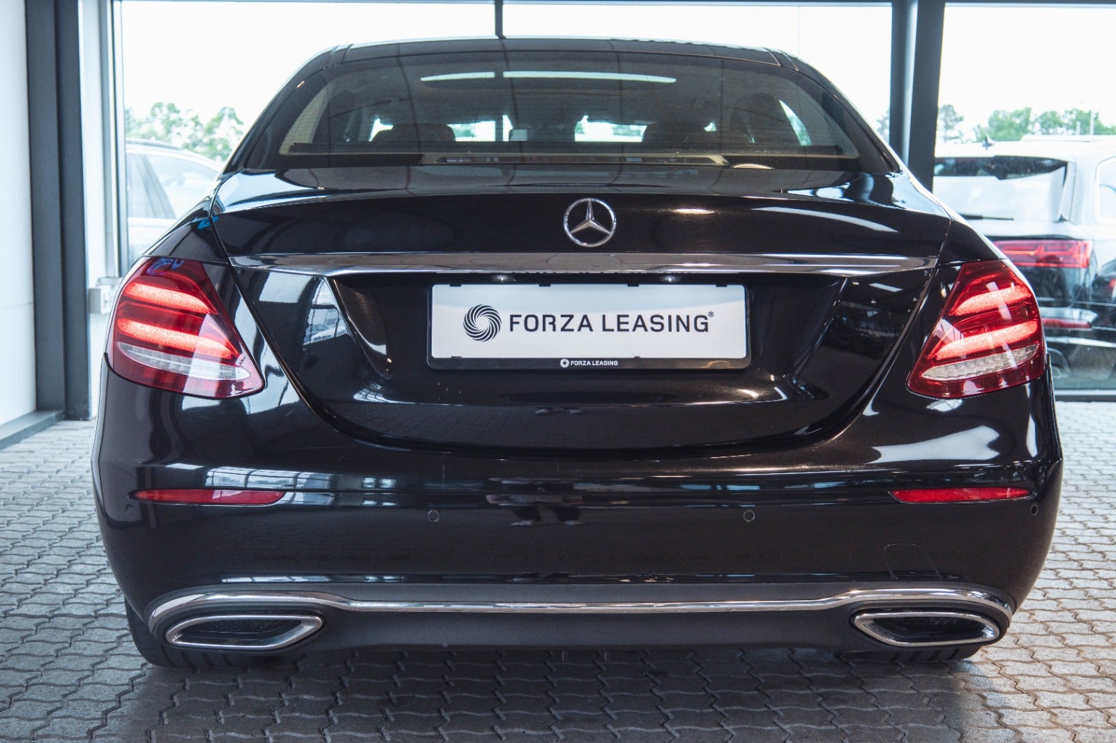 flexleasing-mercedes-e350-d-30-amg-line-aut-4d-findleasing