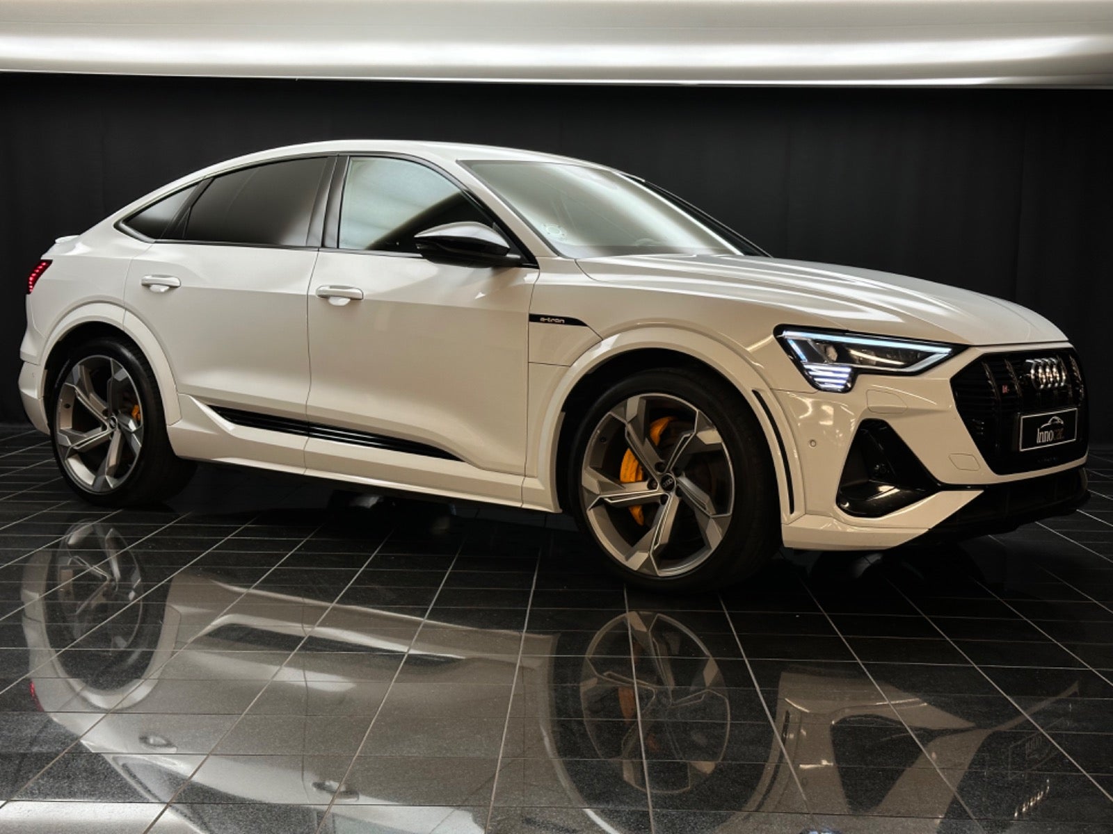 flexleasing-audi-e-tron-s-sportback-quattro-5d-findleasing