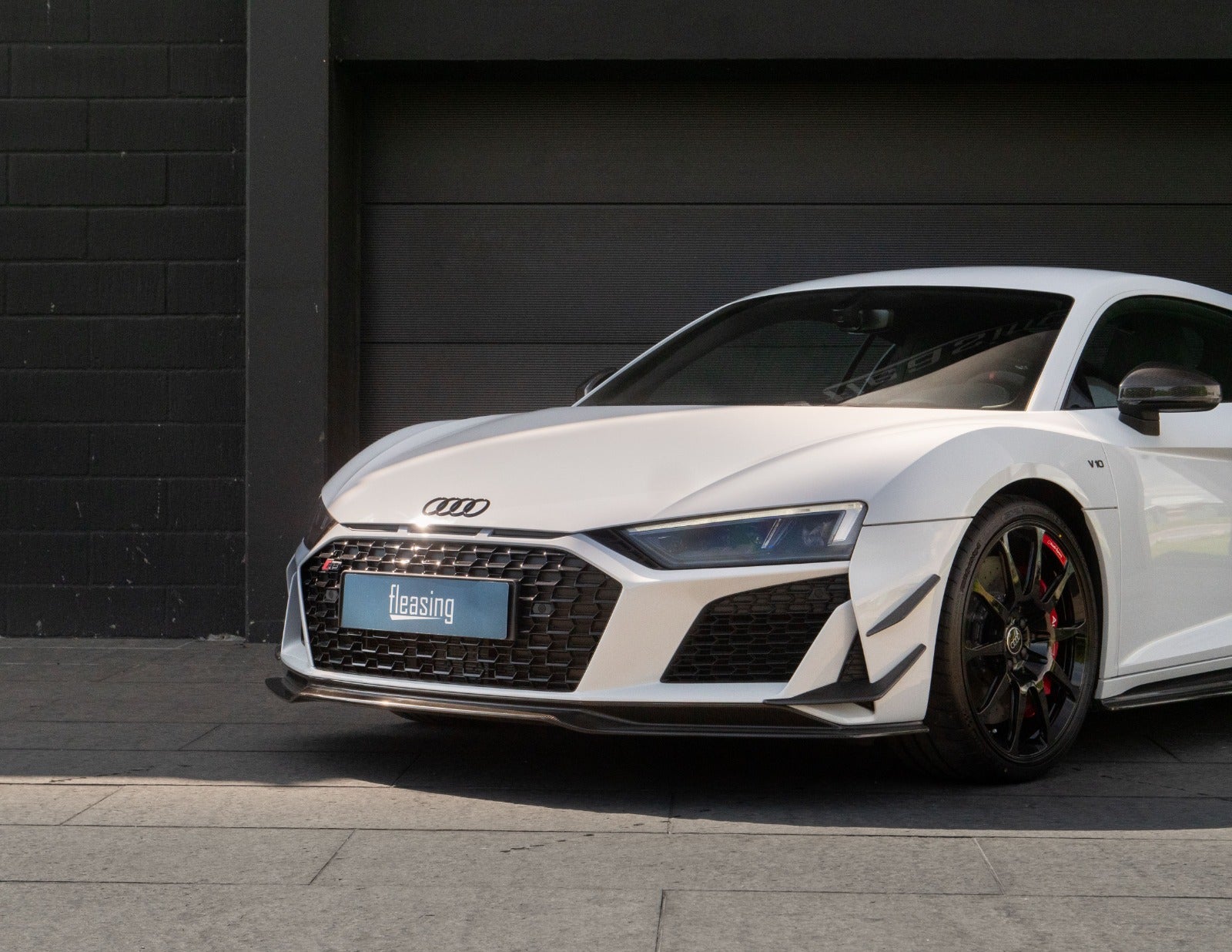 flexleasing-audi-r8-52-fsi-coupe-gt-s-tr-rwd-2d-findleasing