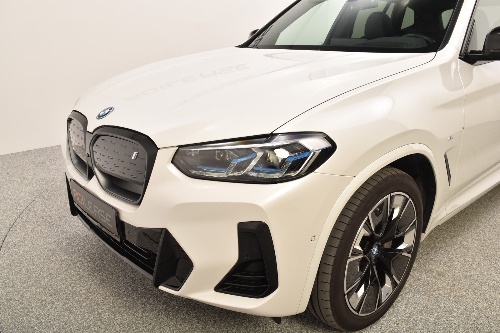 flexleasing-bmw-ix3-impressive-m-sport-5d-findleasing