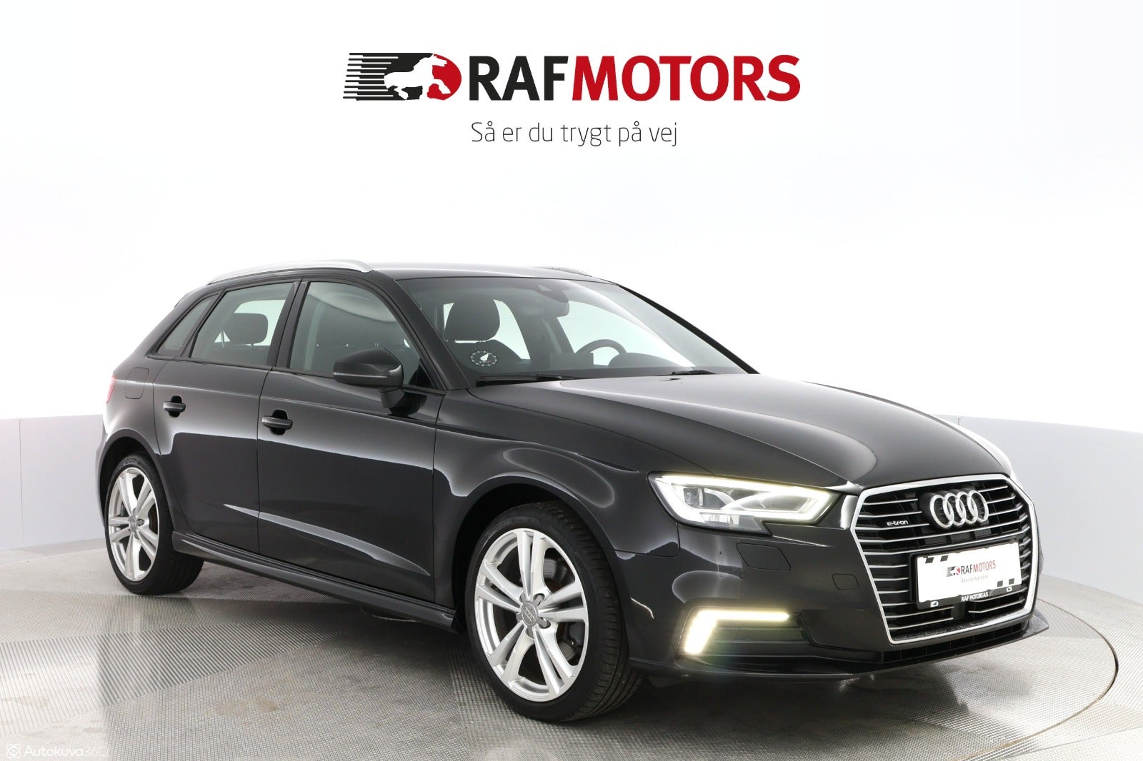 flexleasing-audi-a3-14-e-tron-s-line-sportback-s-tr-5d-findleasing