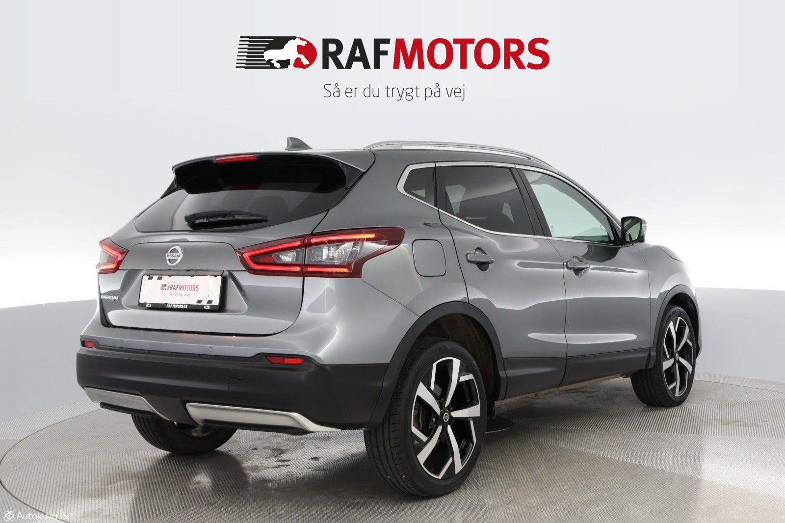 flexleasing-nissan-qashqai-13-dig-t-160-tekna-dct-5d-findleasing