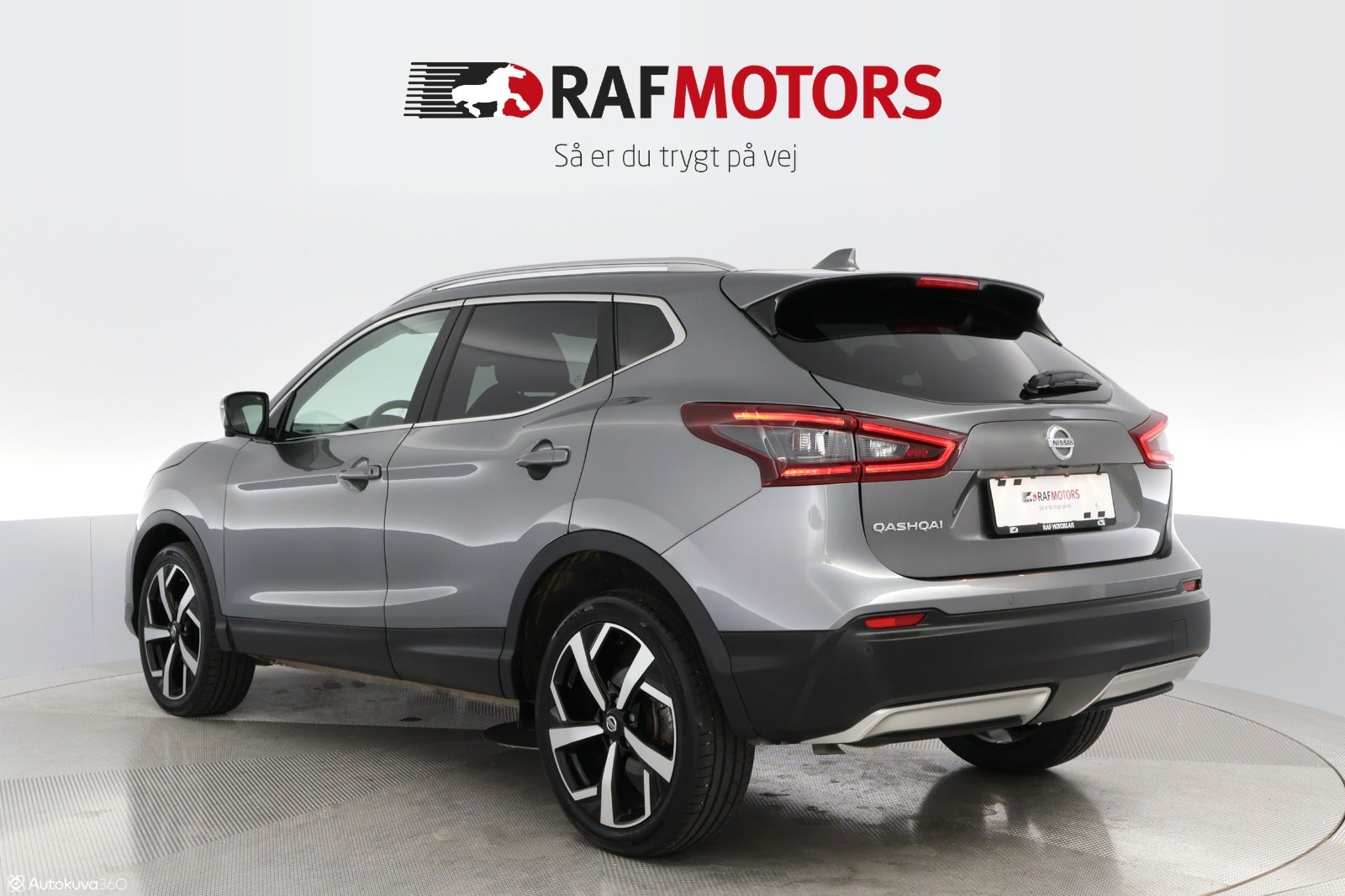 flexleasing-nissan-qashqai-13-dig-t-160-tekna-dct-5d-findleasing