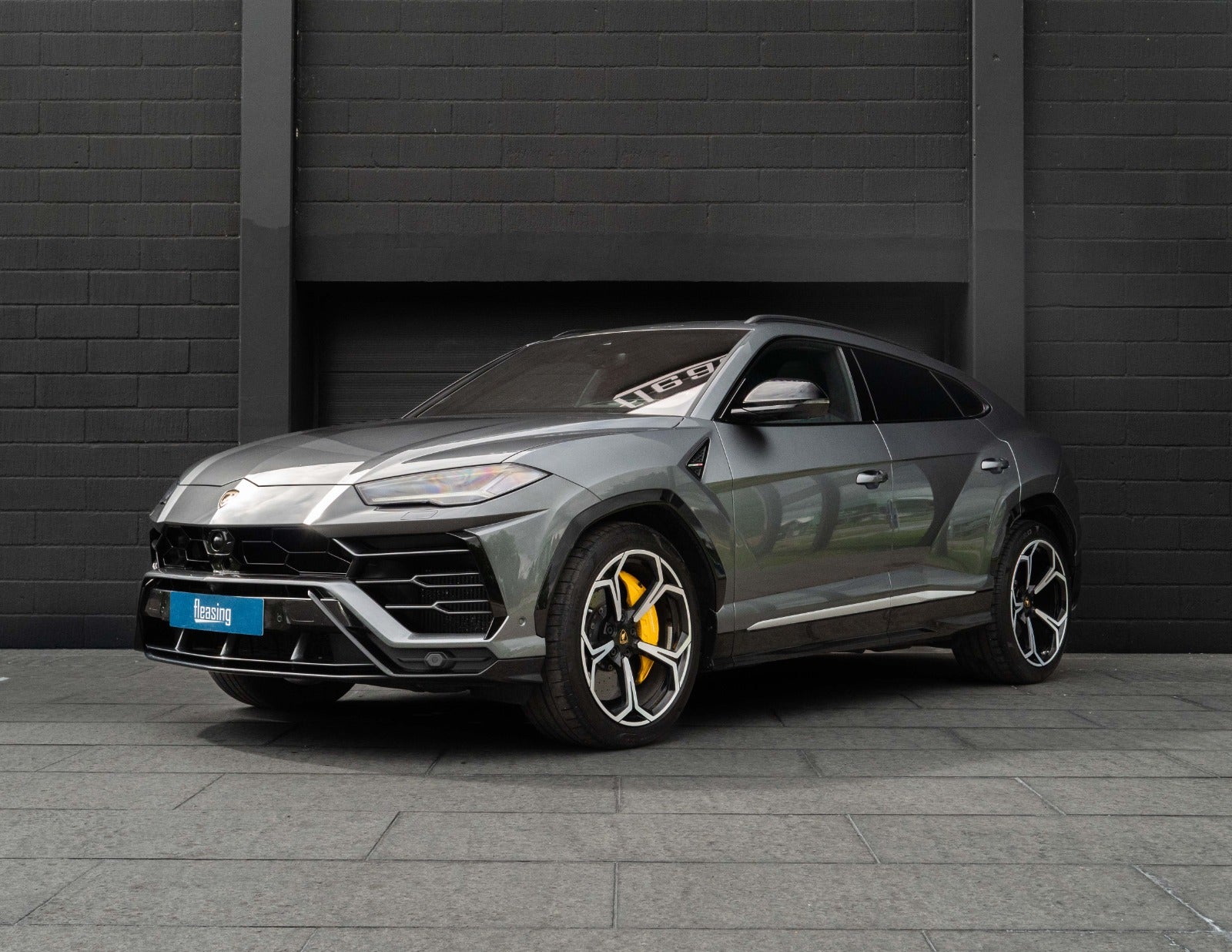 flexleasing-lamborghini-urus-40-van-5d-findleasing