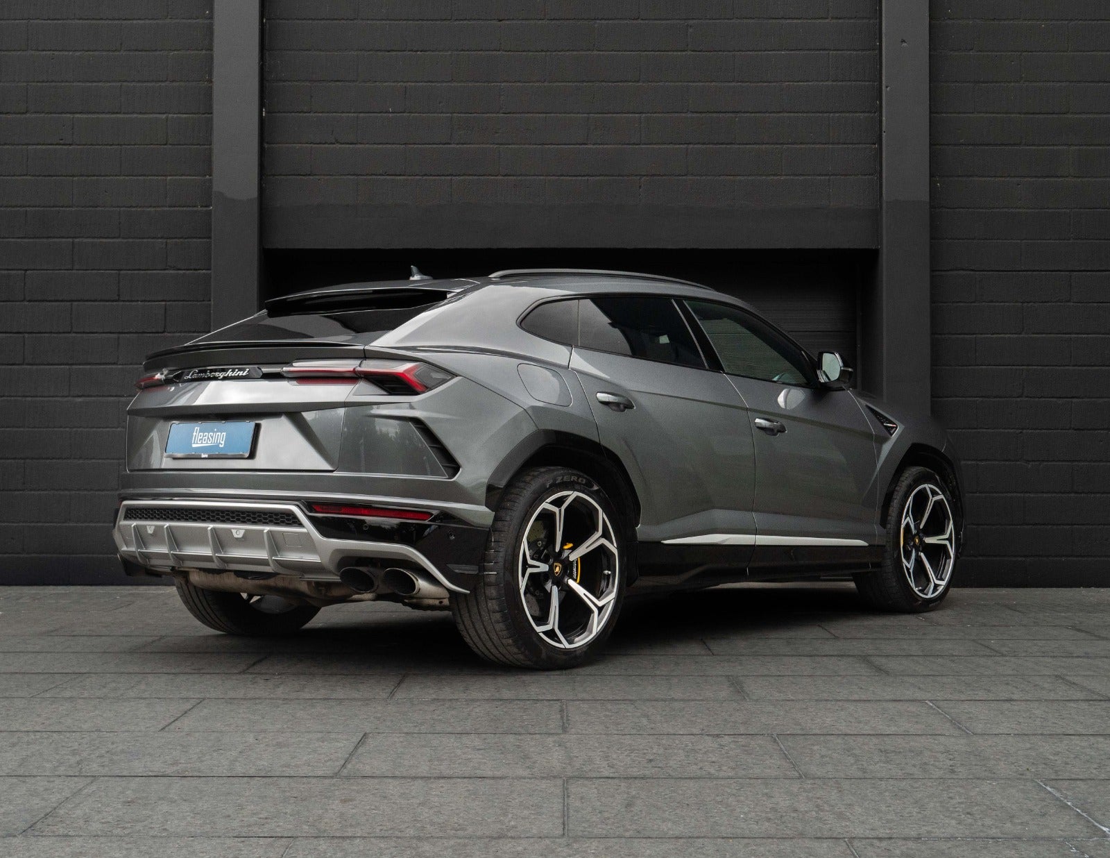 flexleasing-lamborghini-urus-40-van-5d-findleasing