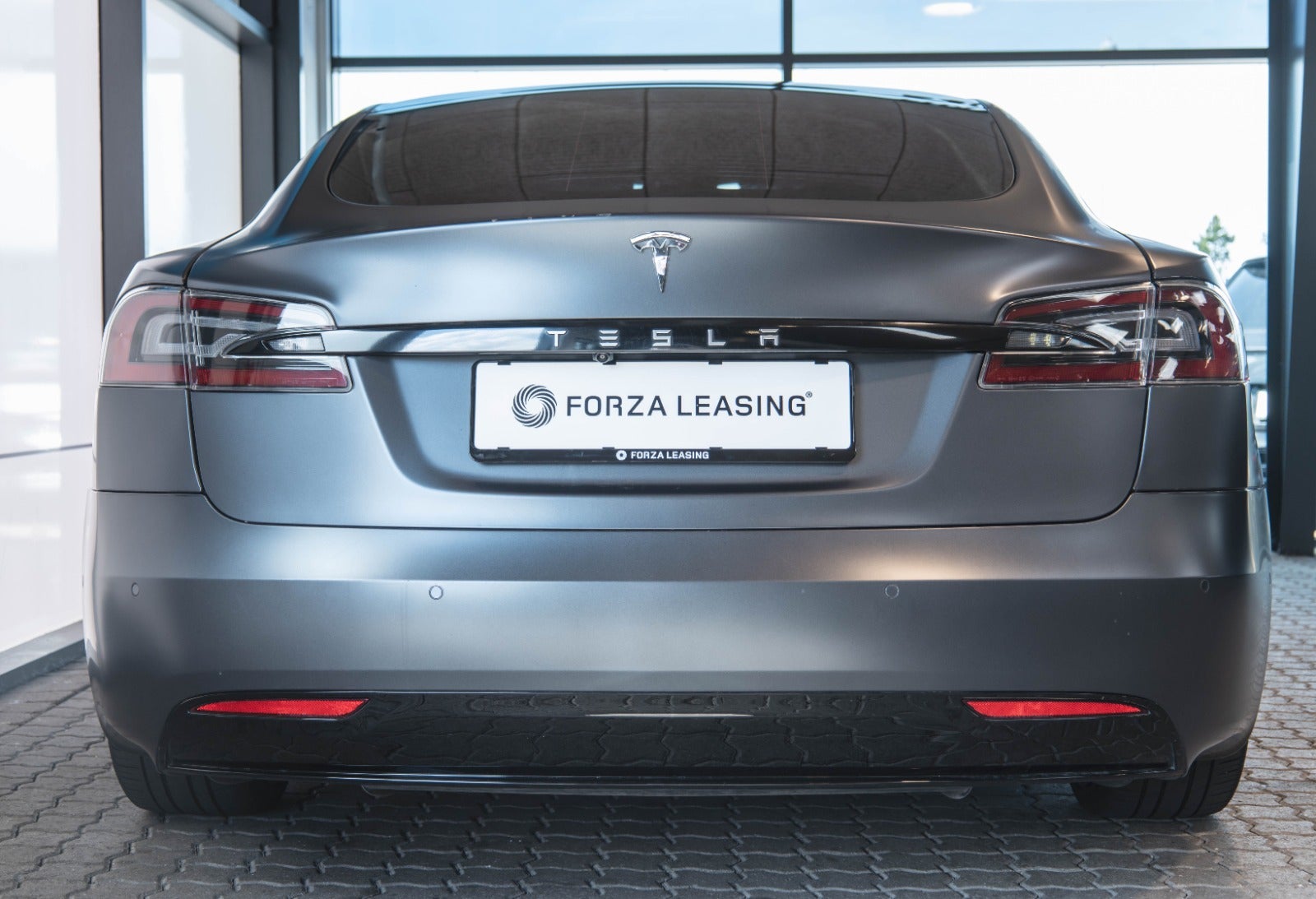 flexleasing-tesla-model-s-75d-5d-findleasing