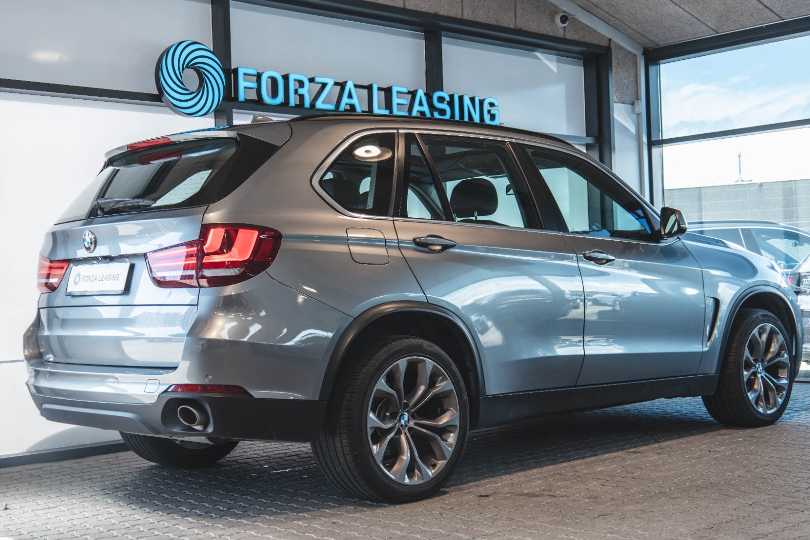 flexleasing-bmw-x5-30-xdrive30d-aut-5d-findleasing