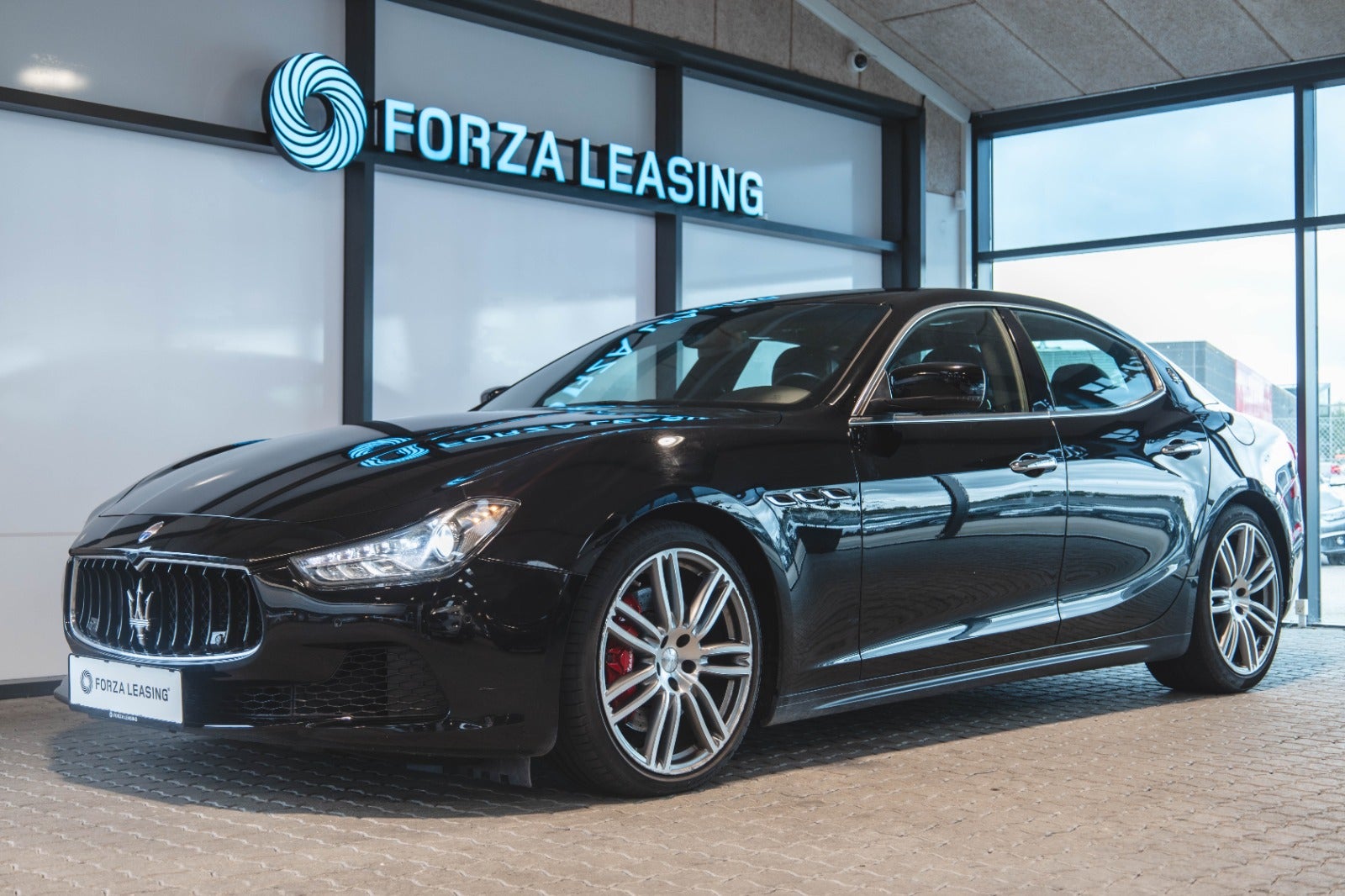 flexleasing-maserati-ghibli-30-d-aut-4d-findleasing