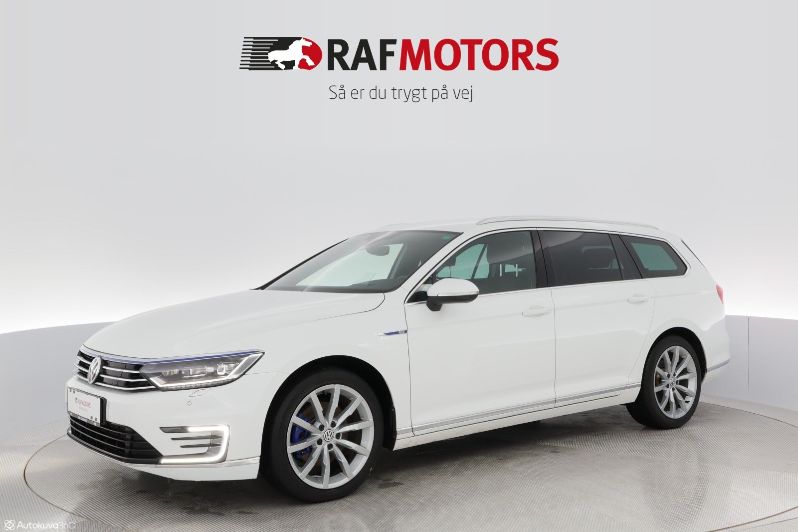 flexleasing-vw-passat-14-gte-variant-dsg-5d-findleasing