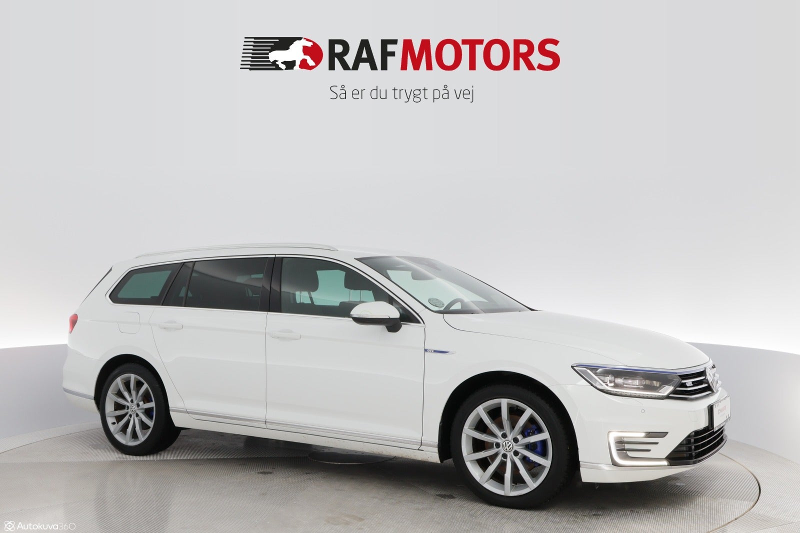 flexleasing-vw-passat-14-gte-variant-dsg-5d-findleasing