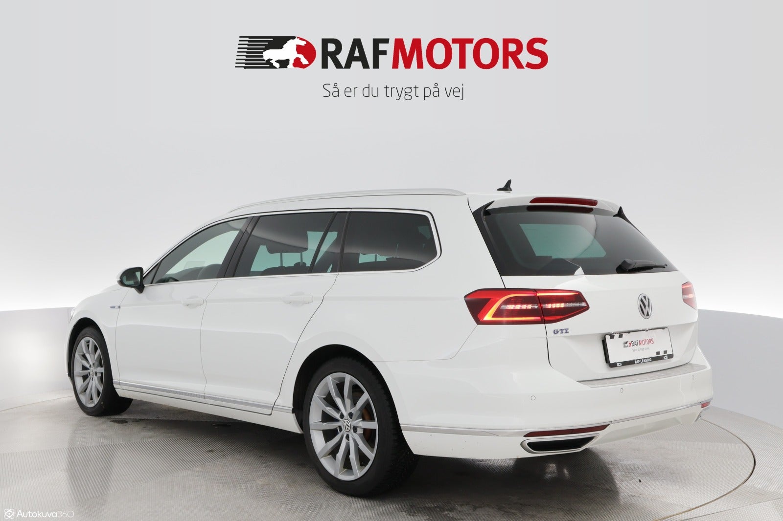 flexleasing-vw-passat-14-gte-variant-dsg-5d-findleasing