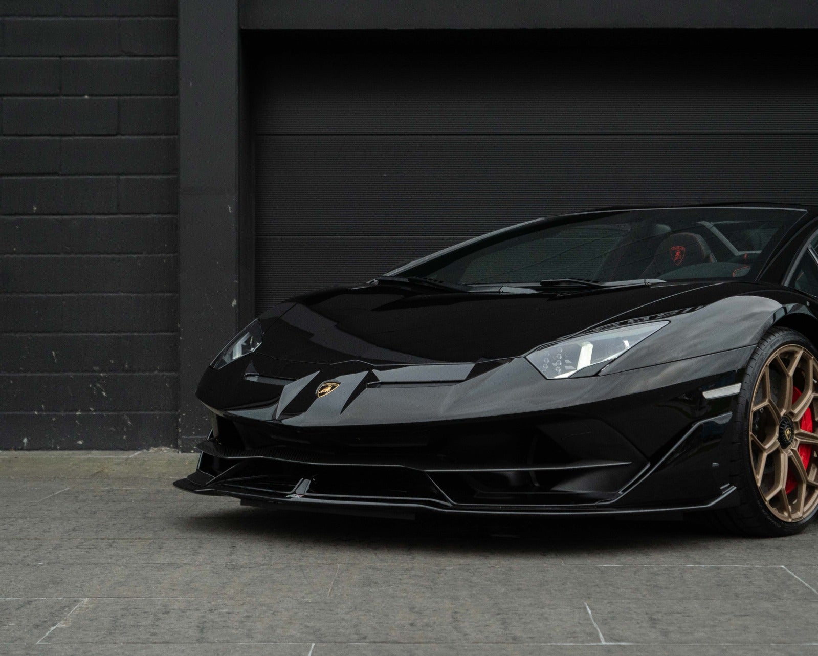 flexleasing-lamborghini-aventador-65-superveloce-jota-roadster-2d-findleasing