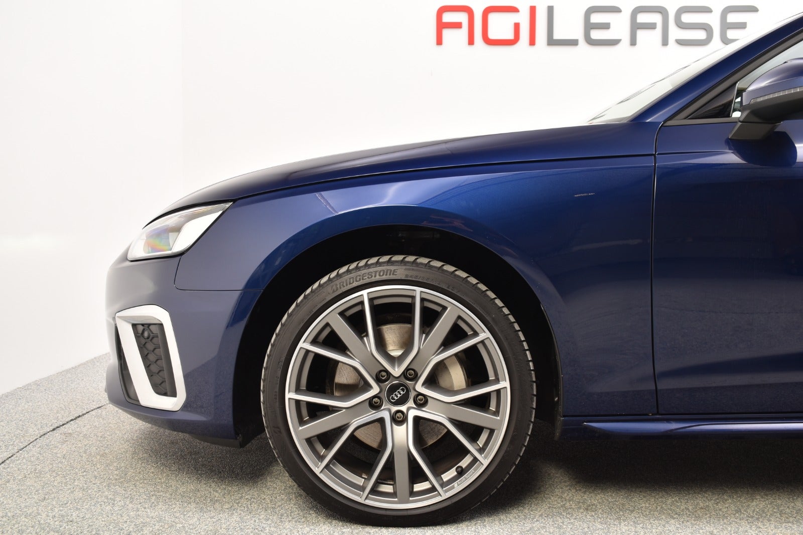 flexleasing-audi-a4-40-tdi-s-line-avant-s-tr-5d-findleasing