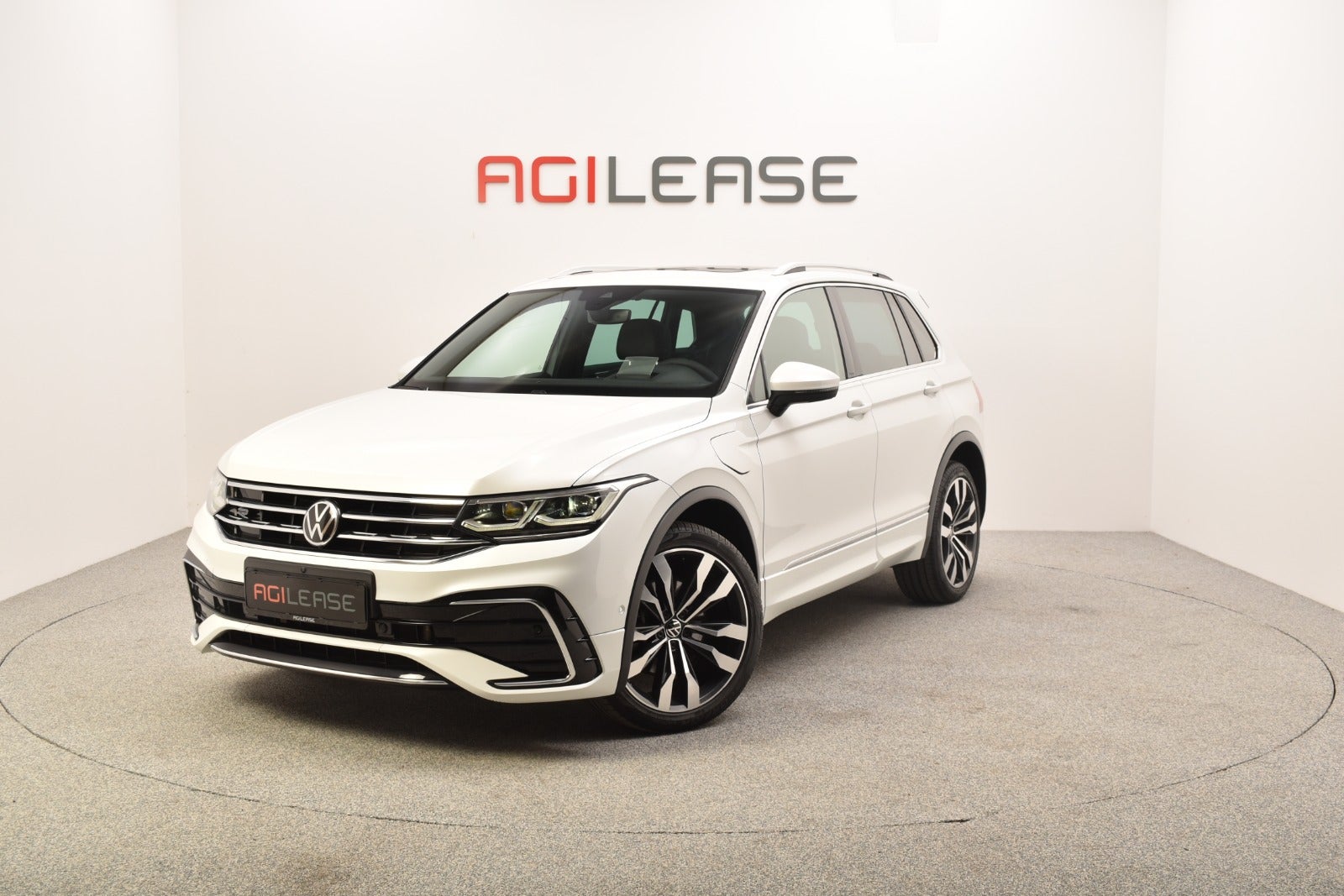 flexleasing-vw-tiguan-14-ehybrid-r-line-dsg-5d-findleasing