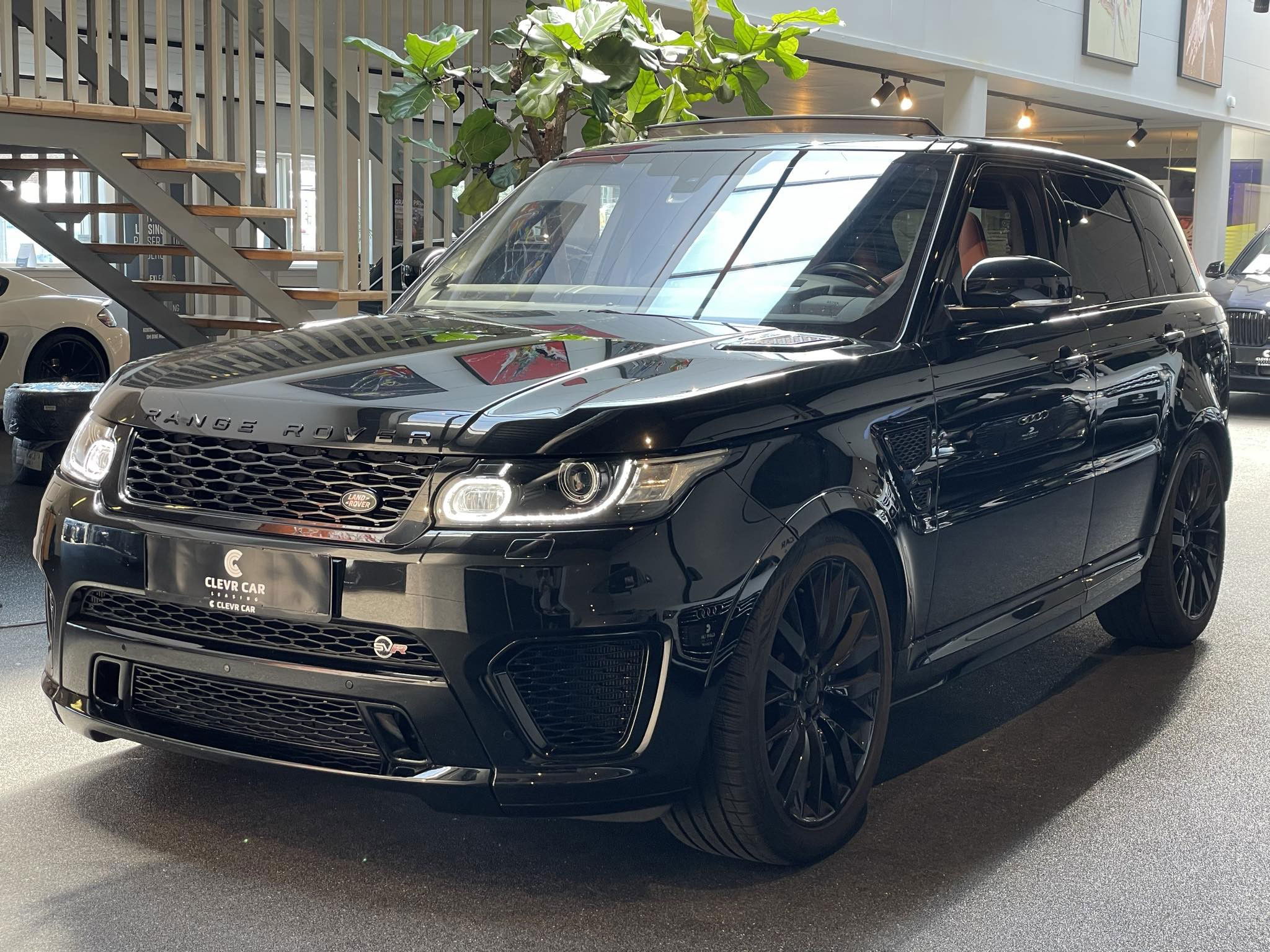 flexleasing-land-rover-range-rover-sport-ii-svr-50-v8-575-hk-awd-automatic-supercharged-findleasing