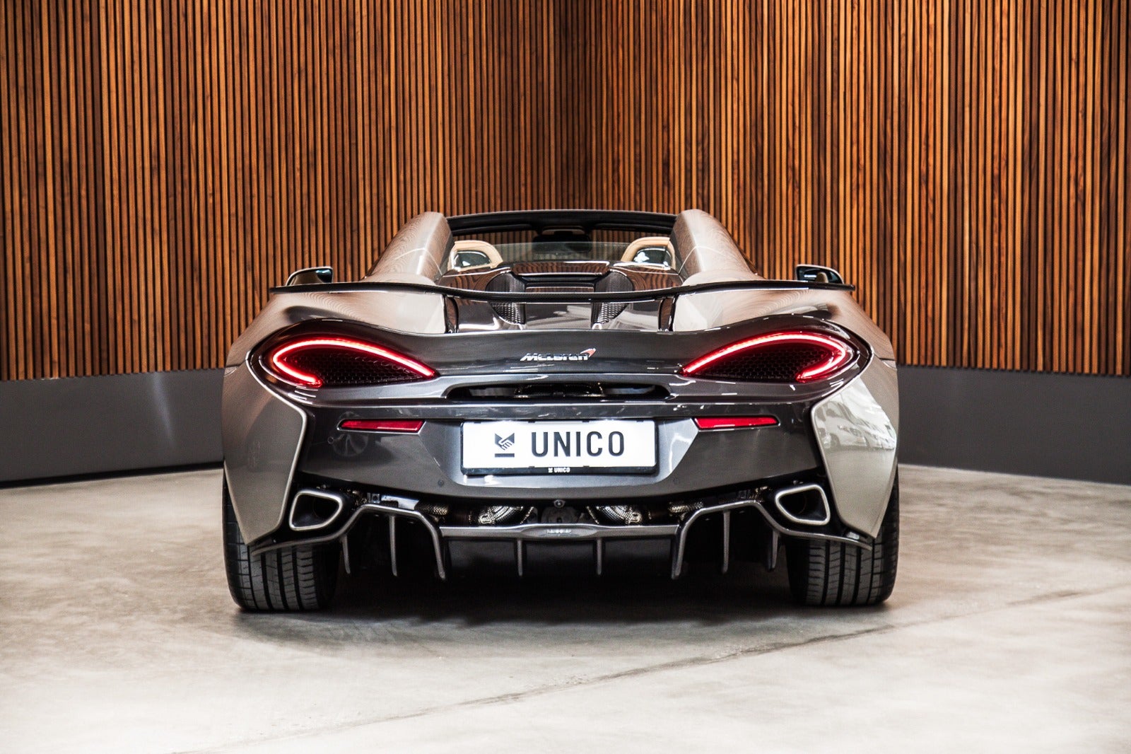 flexleasing-mclaren-570s-38-spider-2d-findleasing