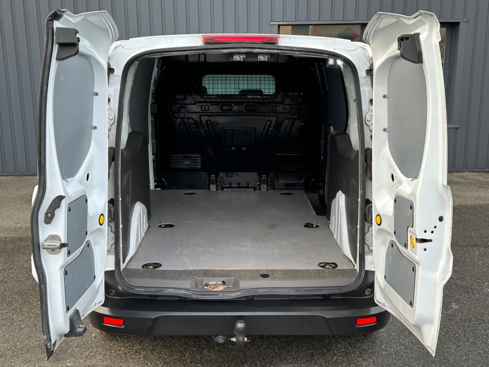 flexleasing-ford-transit-connect-15-tdci-120-trend-lang-findleasing