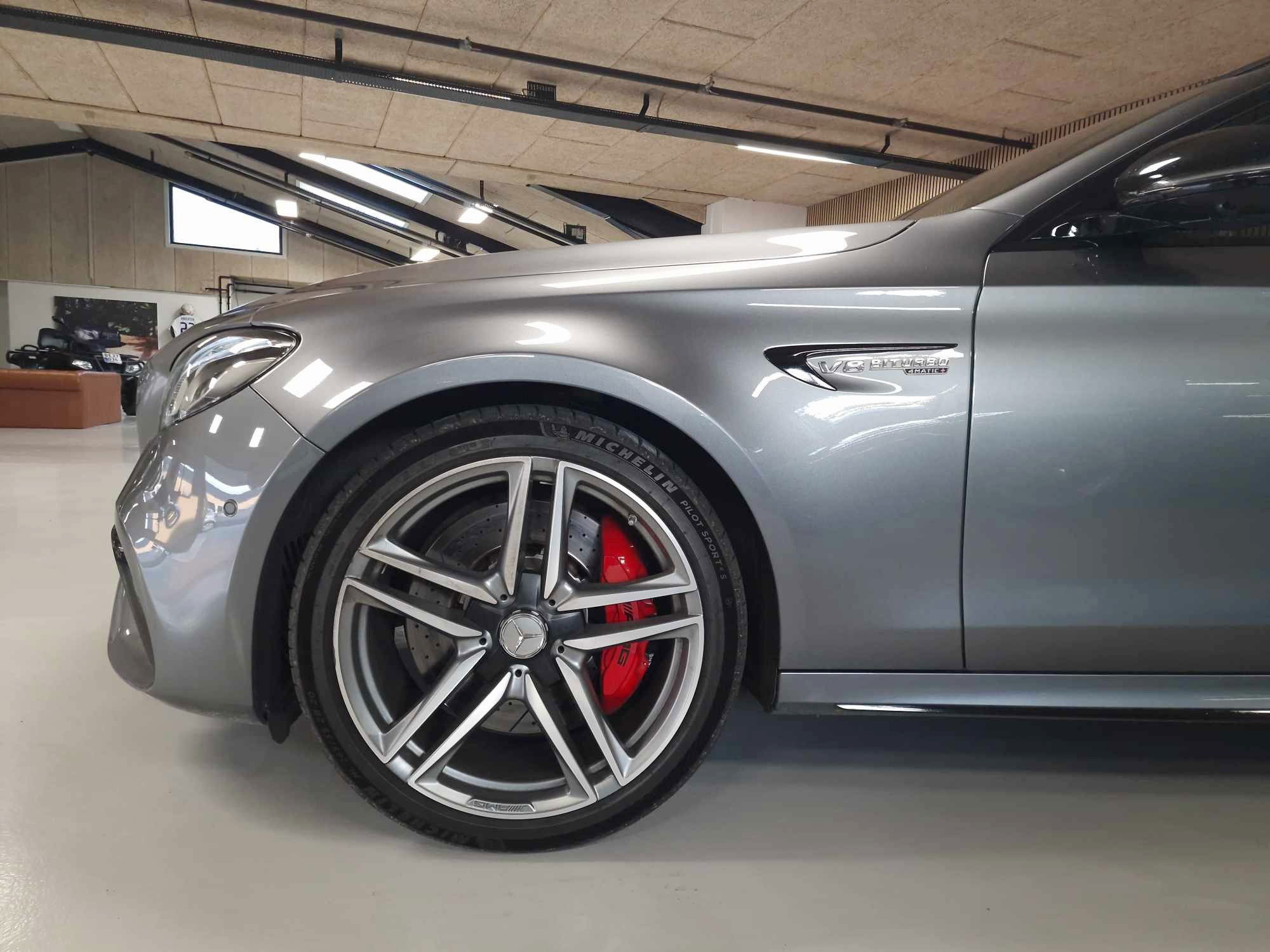 flexleasing-mercedes-e63-s-amg-v8-4matic-930-hk-og-1150-nm-findleasing