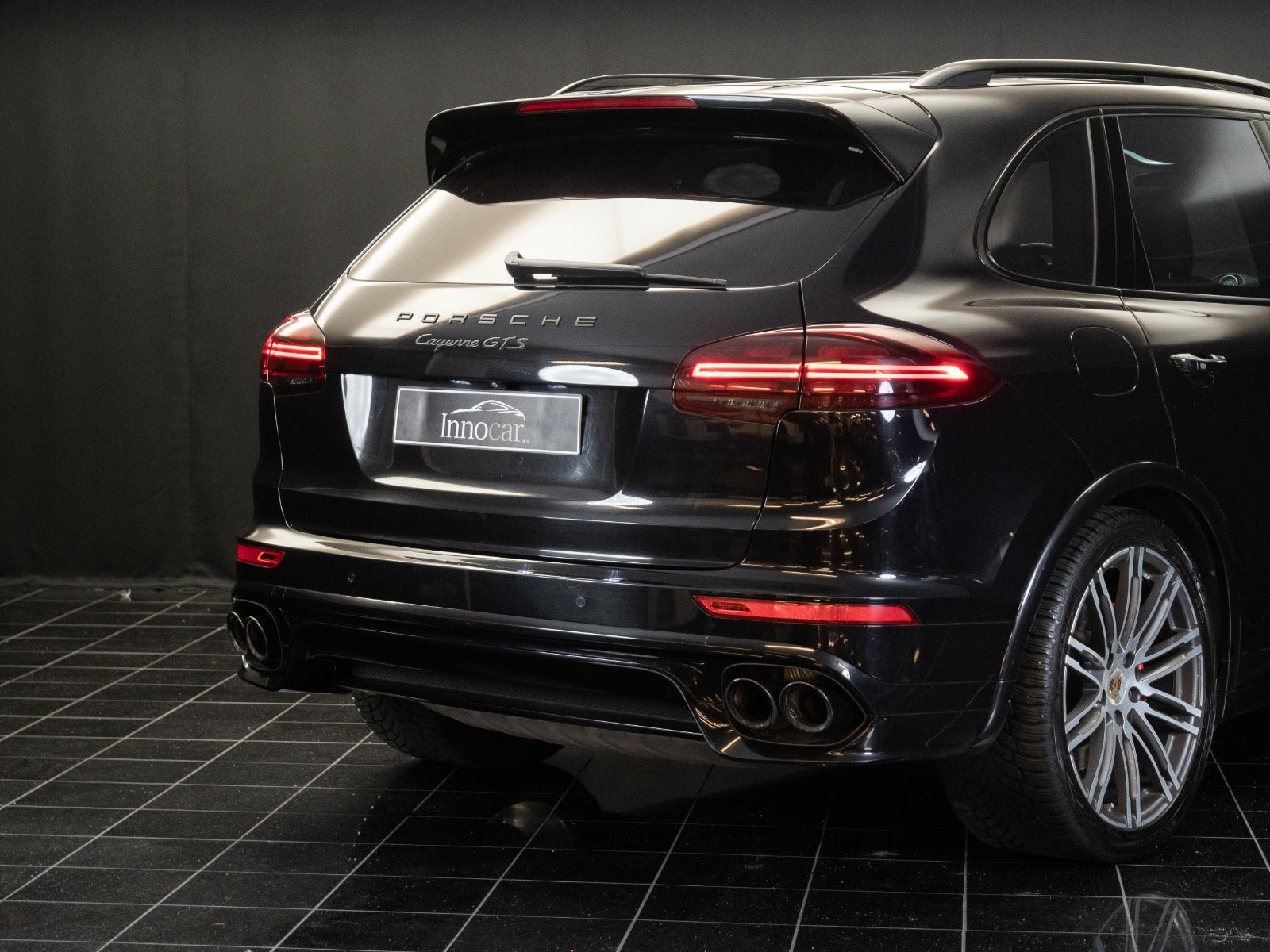 flexleasing-porsche-cayenne-gts-36-tiptr-5d-findleasing