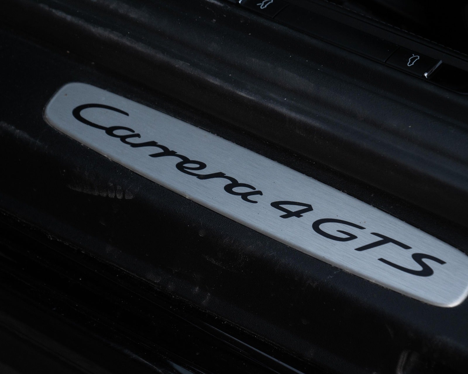 flexleasing-porsche-911-carrera-4-gts-30-cabriolet-pdk-2d-findleasing