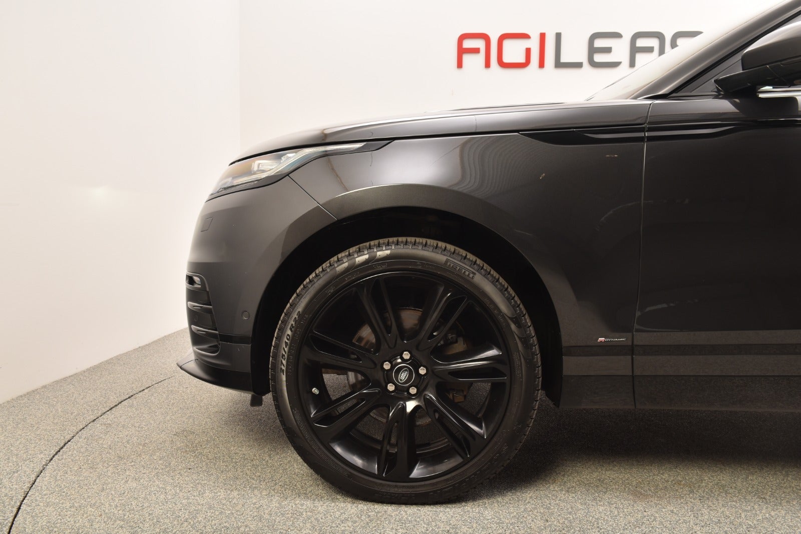 flexleasing-land-rover-range-rover-velar-30-d300-r-dynamic-hse-aut-5d-findleasing