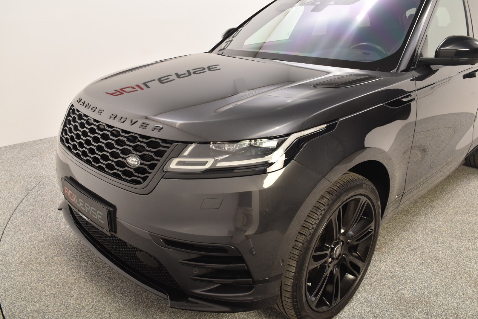 flexleasing-land-rover-range-rover-velar-30-d300-r-dynamic-hse-aut-5d-findleasing