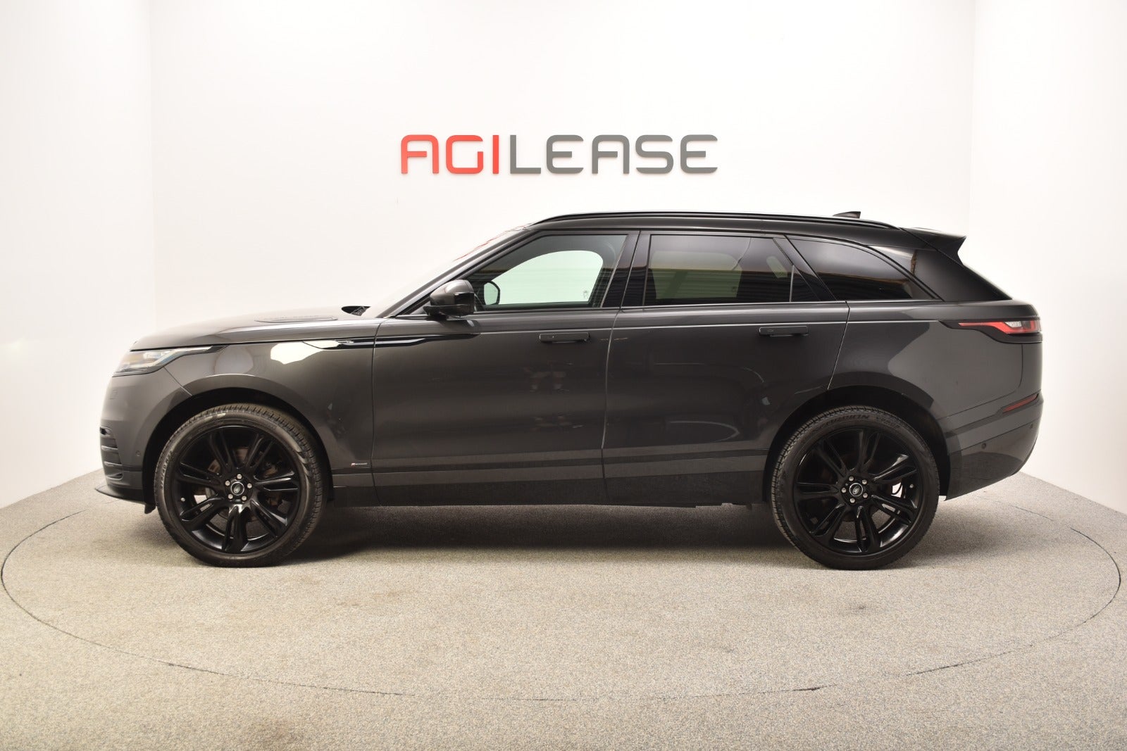 flexleasing-land-rover-range-rover-velar-30-d300-r-dynamic-hse-aut-5d-findleasing