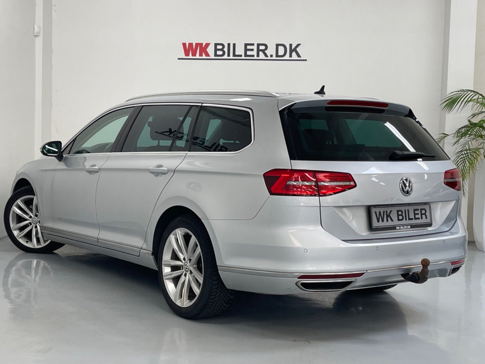 flexleasing-vw-passat-20-tdi-190-highline-variant-dsg-5d-findleasing