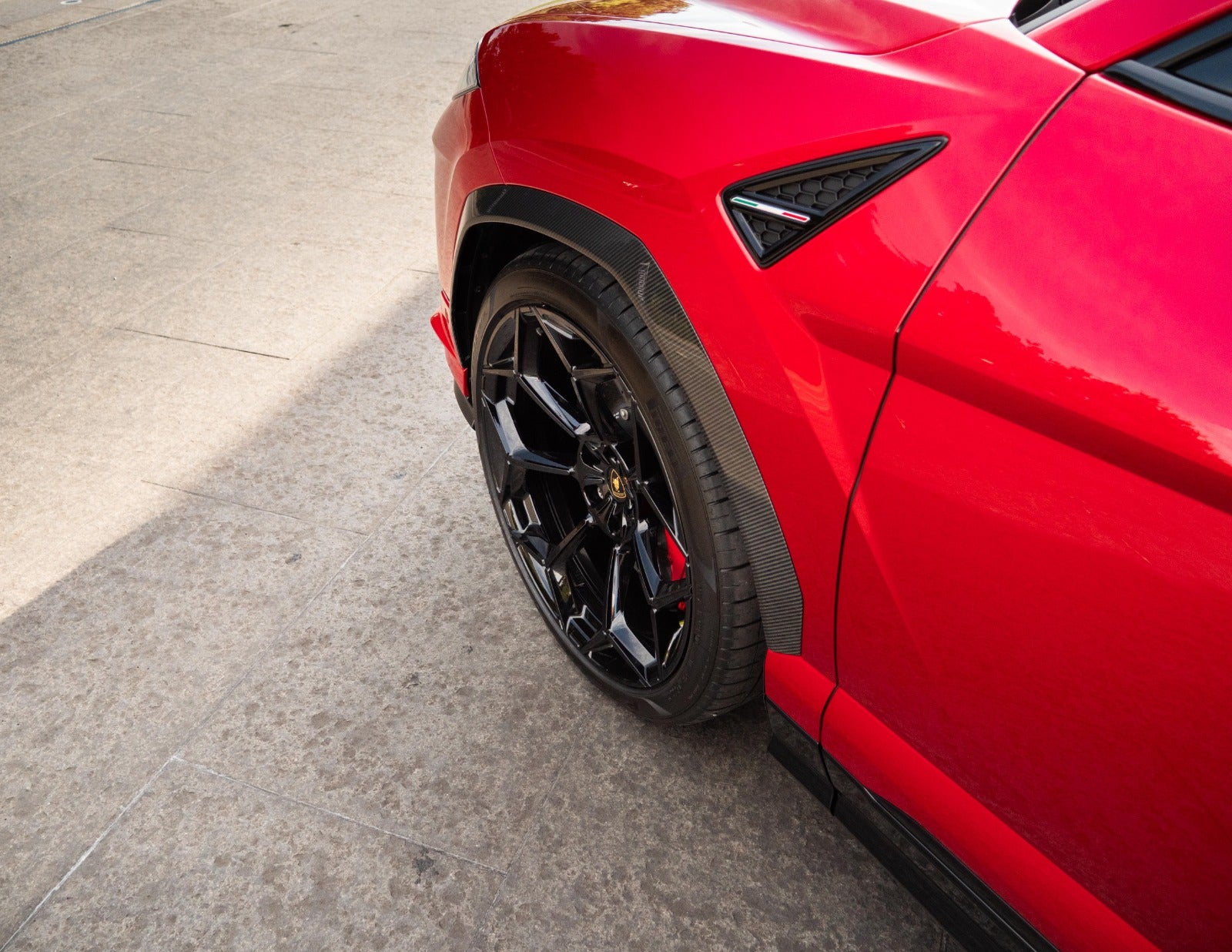 flexleasing-lamborghini-urus-40-performante-5d-findleasing