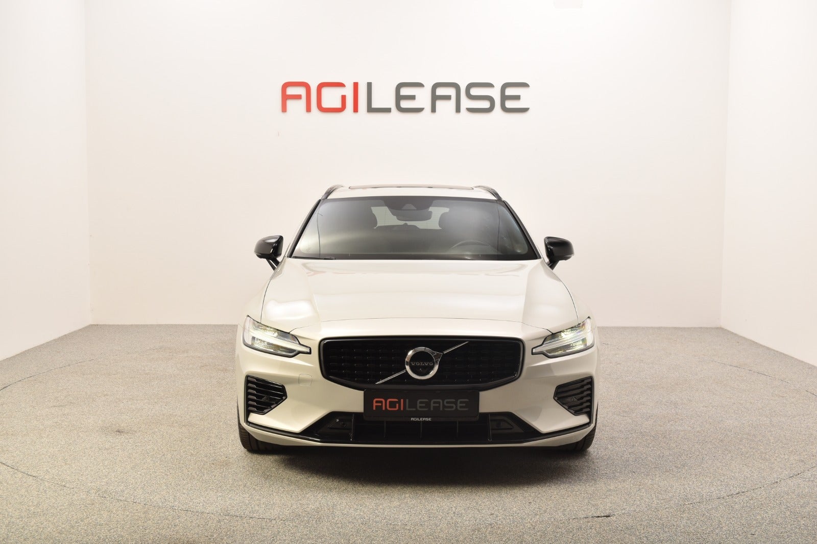 flexleasing-volvo-v60-20-t6-recharge-r-design-aut-awd-5d-findleasing