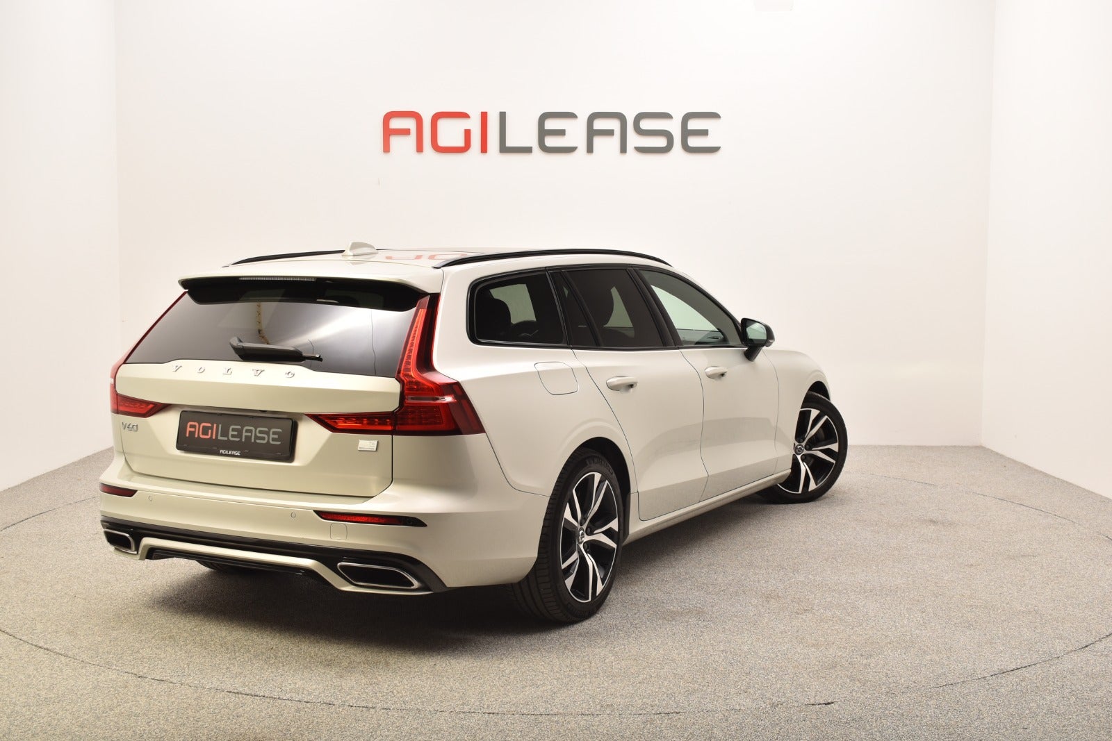 flexleasing-volvo-v60-20-t6-recharge-r-design-aut-awd-5d-findleasing