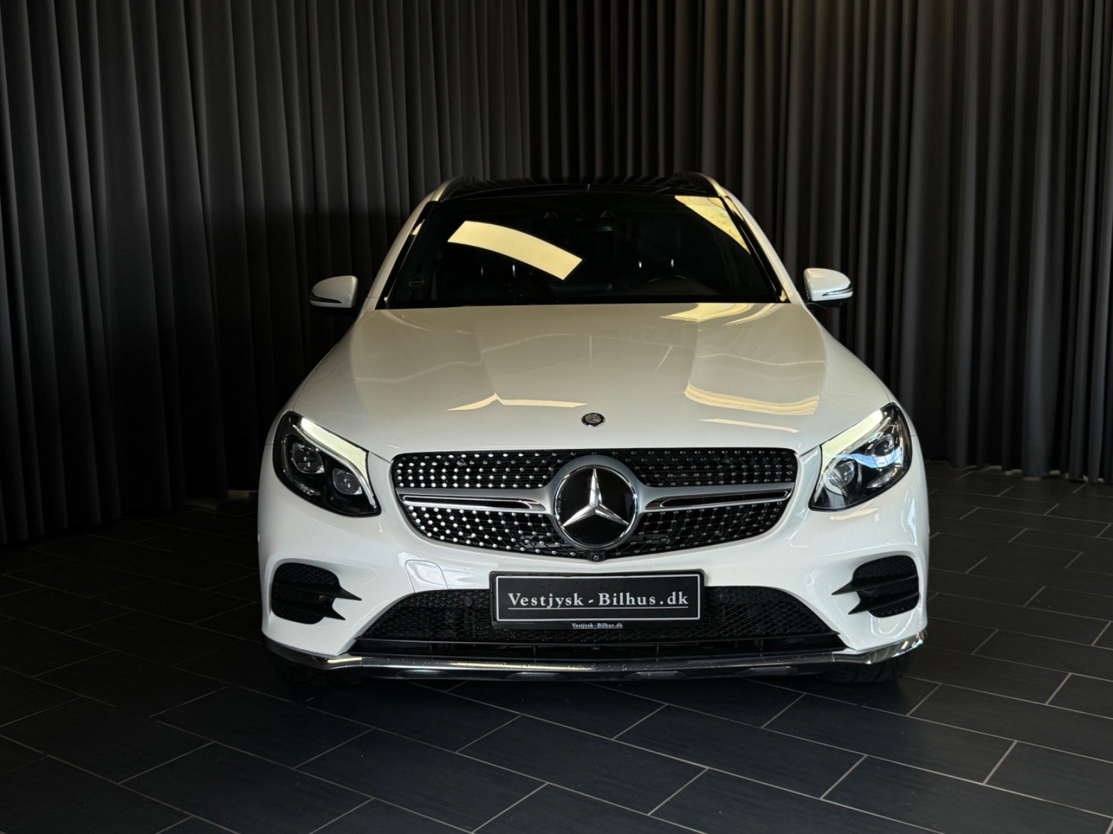 flexleasing-mercedes-glc350-d-30-amg-line-aut-4matic-5d-findleasing